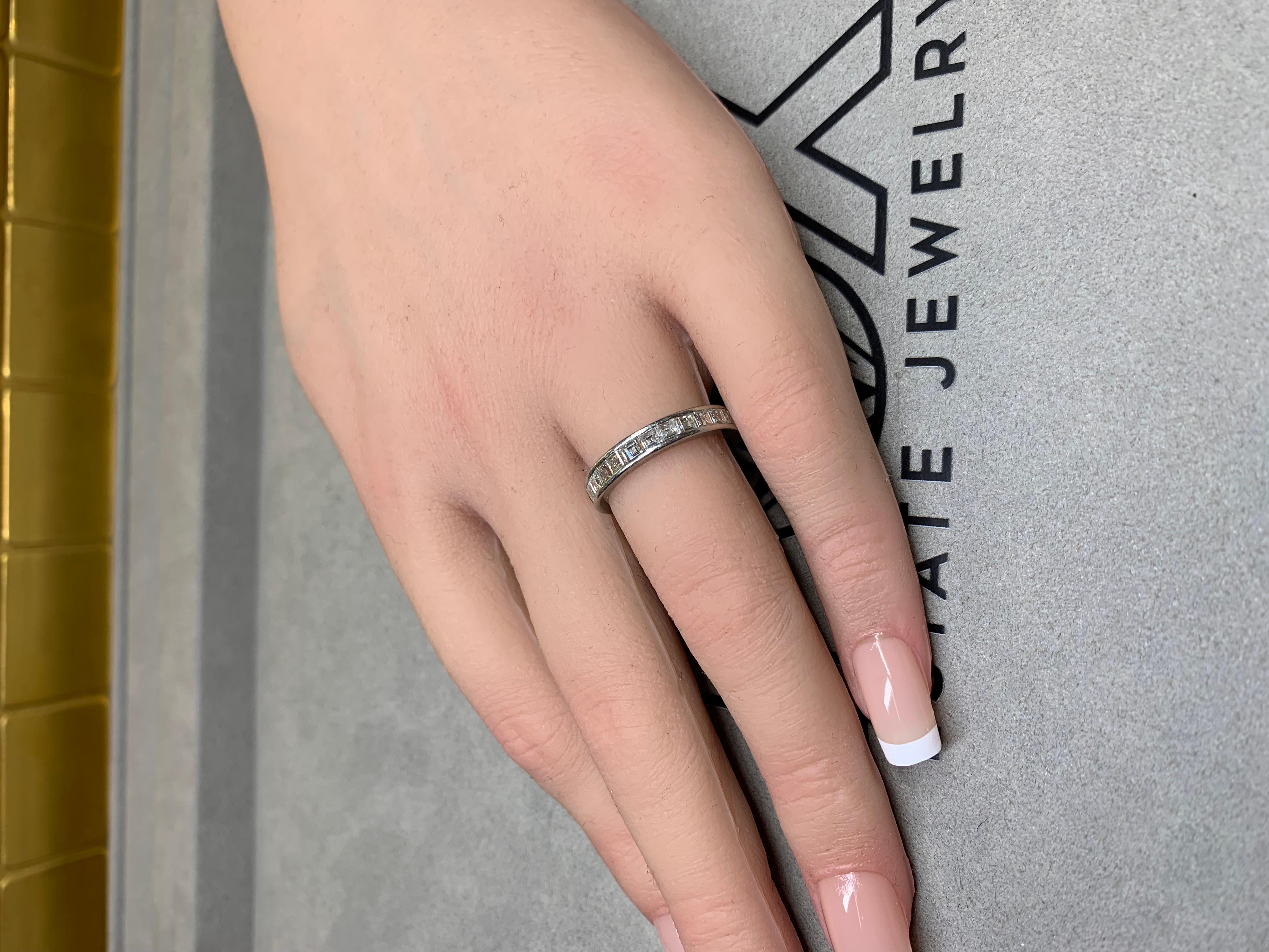 A.I.C. d'epoca di Cartier. Perren Platinum Carrs Diamond Eternity Band 3.75ctw Sz 6.75 in vendita 1