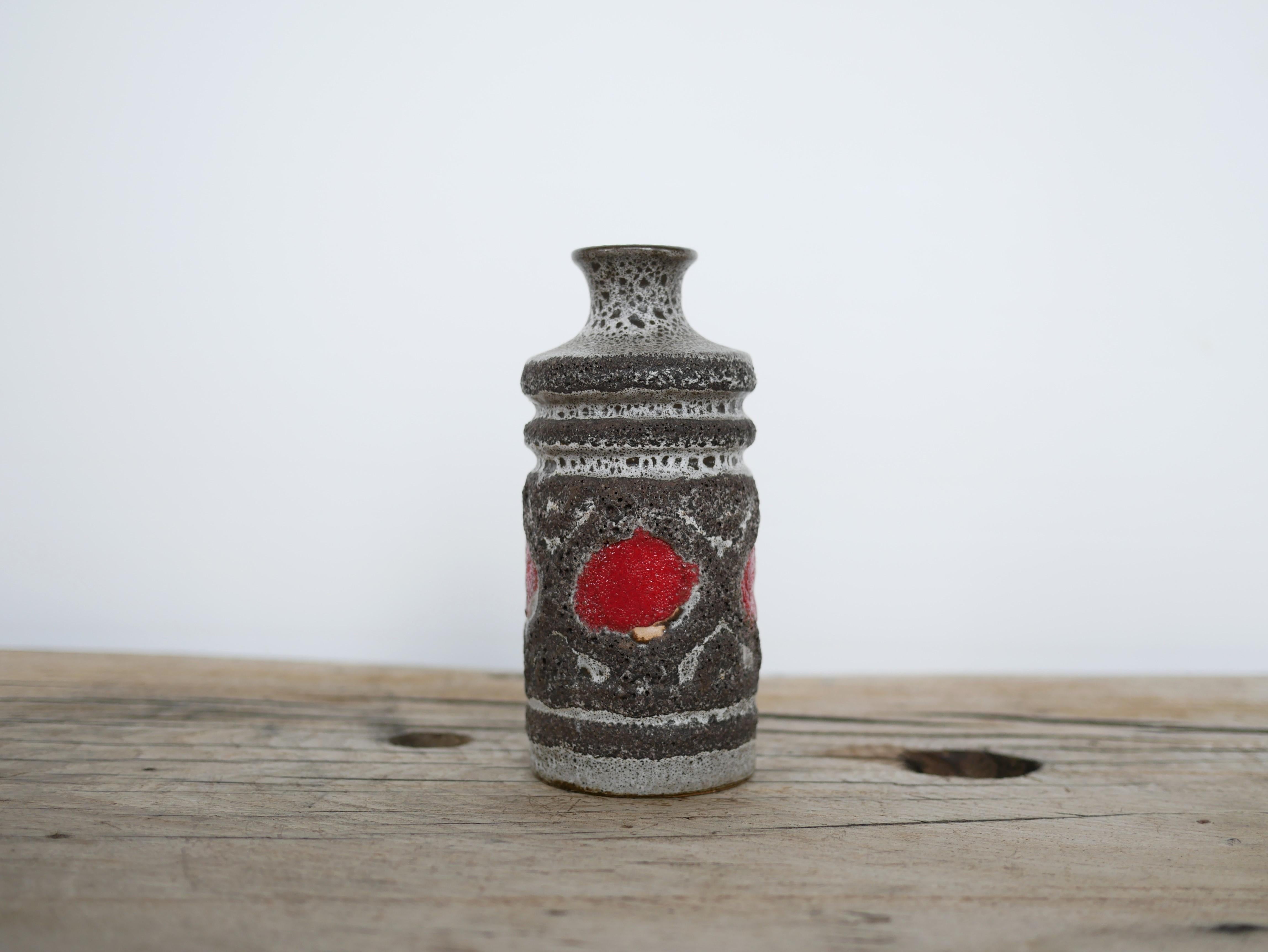 Ceramica Vaso d'epoca in ceramica VEB Haldensleben Keramik, Germania in vendita