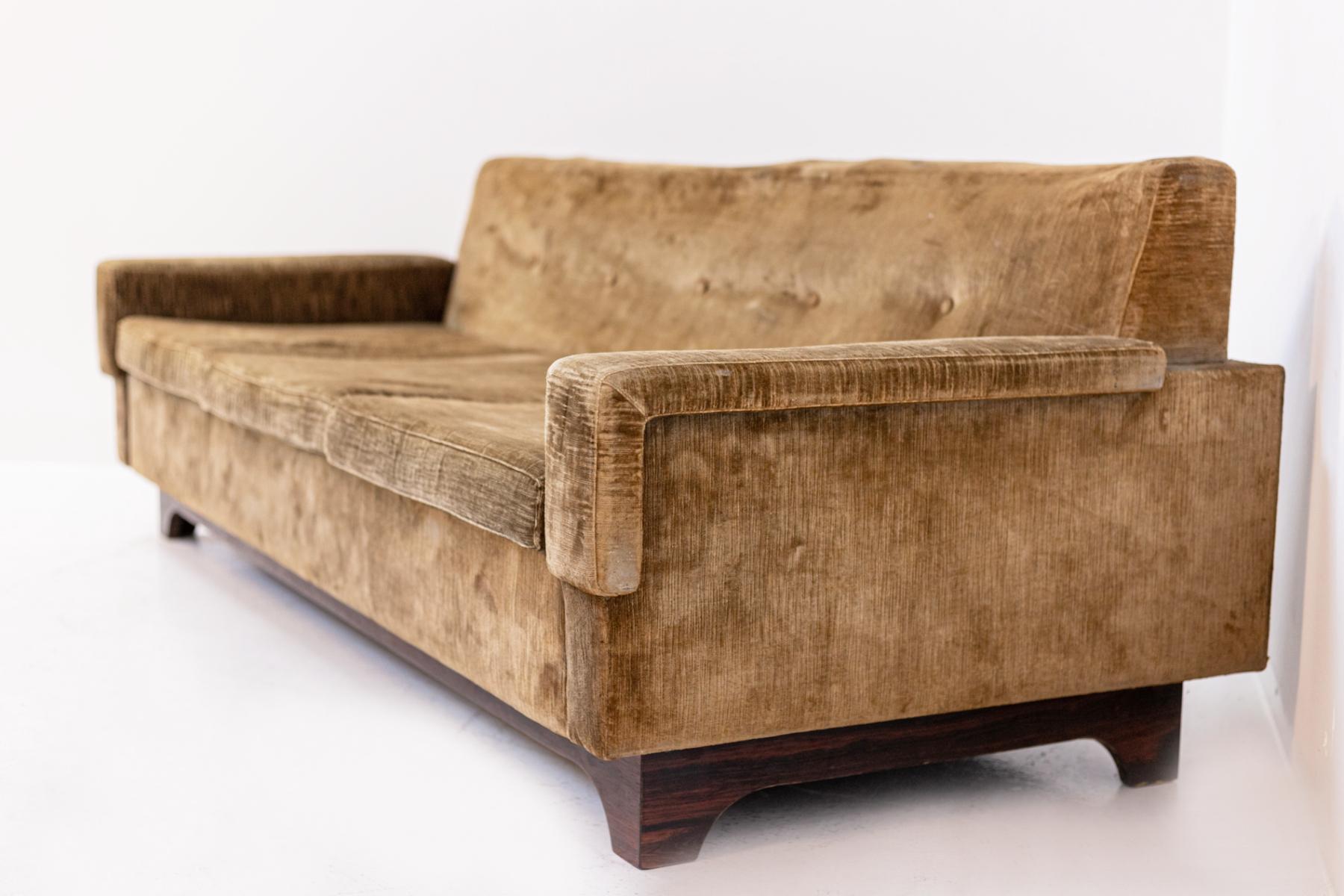 Italian Vintage Velvet and Wood Sofa by Saporiti Italia