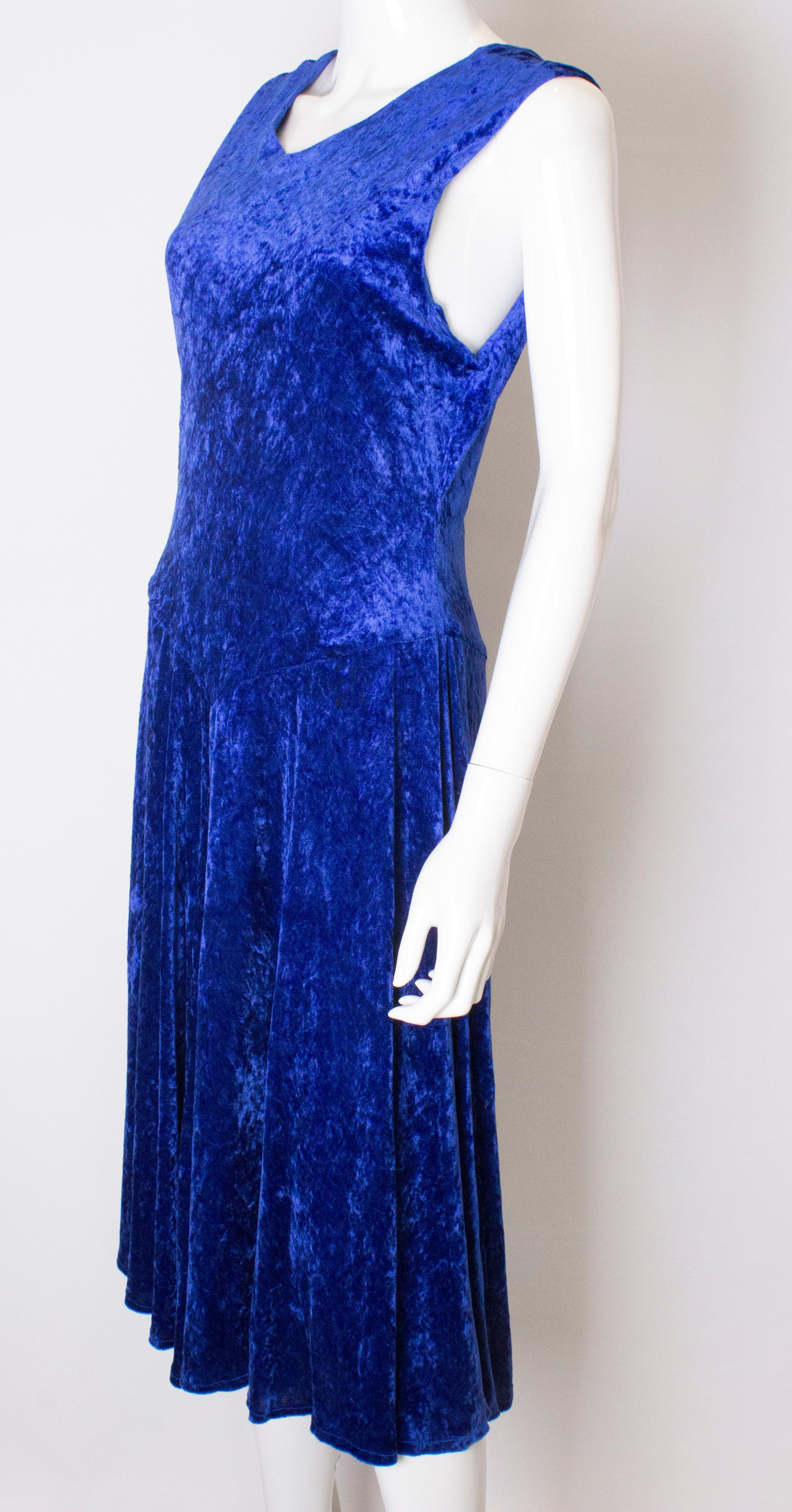 Vintage Velvet Dress by Jinty In Good Condition For Sale In London, GB