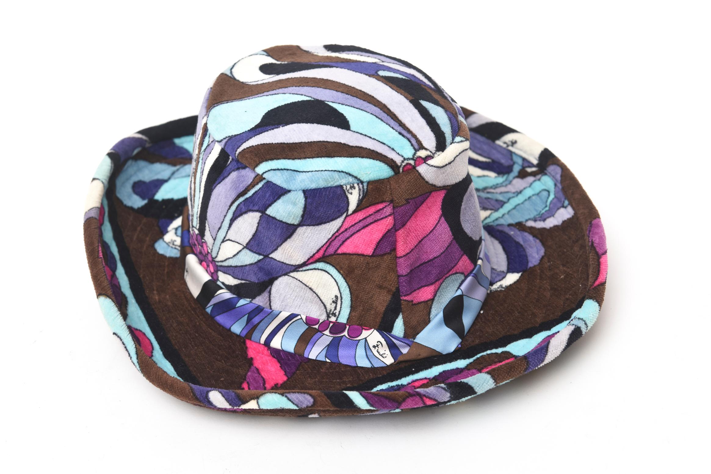  Emilio Pucci Multi Color Purple, Pink, Turquoise, Brown Velvet Hat Vintage In Good Condition In North Miami, FL