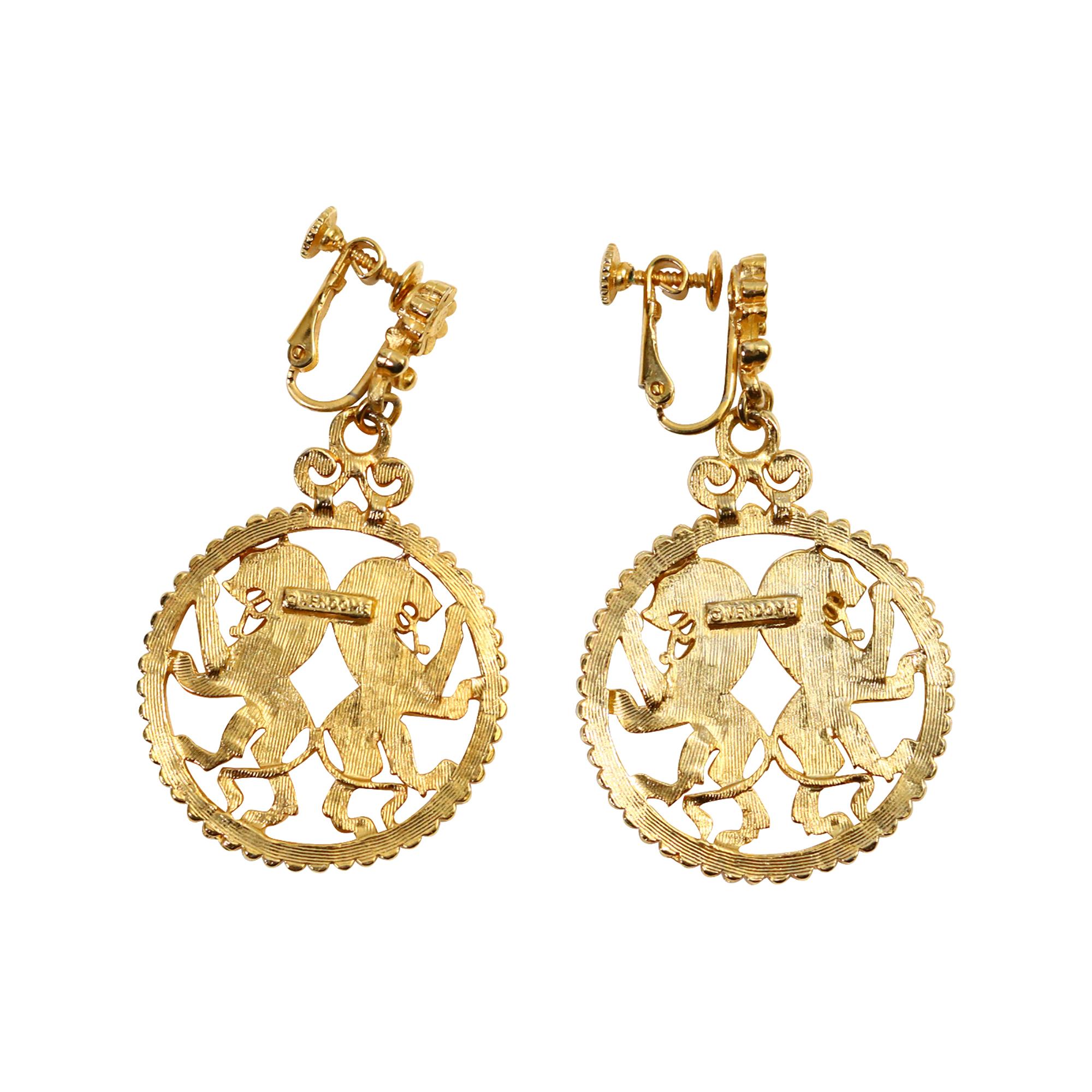 Orecchini a forma di doppio leone penzolante in tonalità oro Vendome, circa anni '70 In condizioni buone in vendita a New York, NY