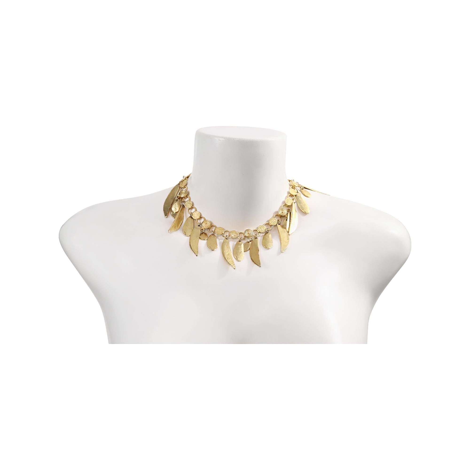 Moderno Vintage Vendome Collana con pezzi pendenti in tonalità oro, circa anni '80 in vendita