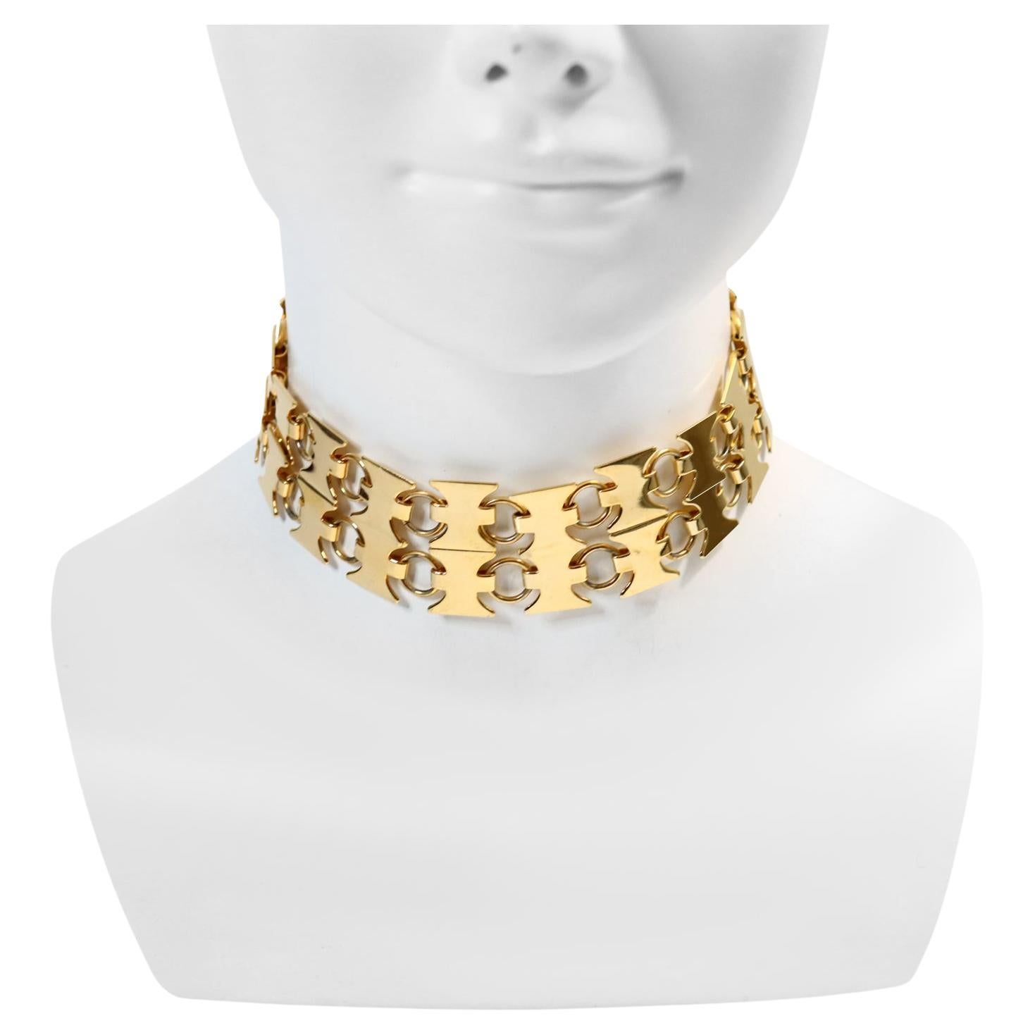 Vintage Vendome Gold Tone Wide Choker Necklace Circa 1970s.  This amazing choker looks like xoxo Double row. This is such a great find. 12.5