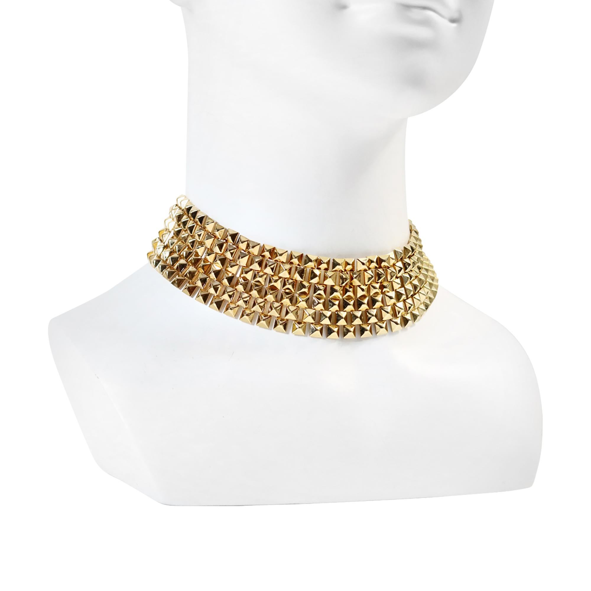 Femenino o masculino Collar Gargantilla Ancho Vintage Vendome Tono Dorado, circa años 1980 en venta