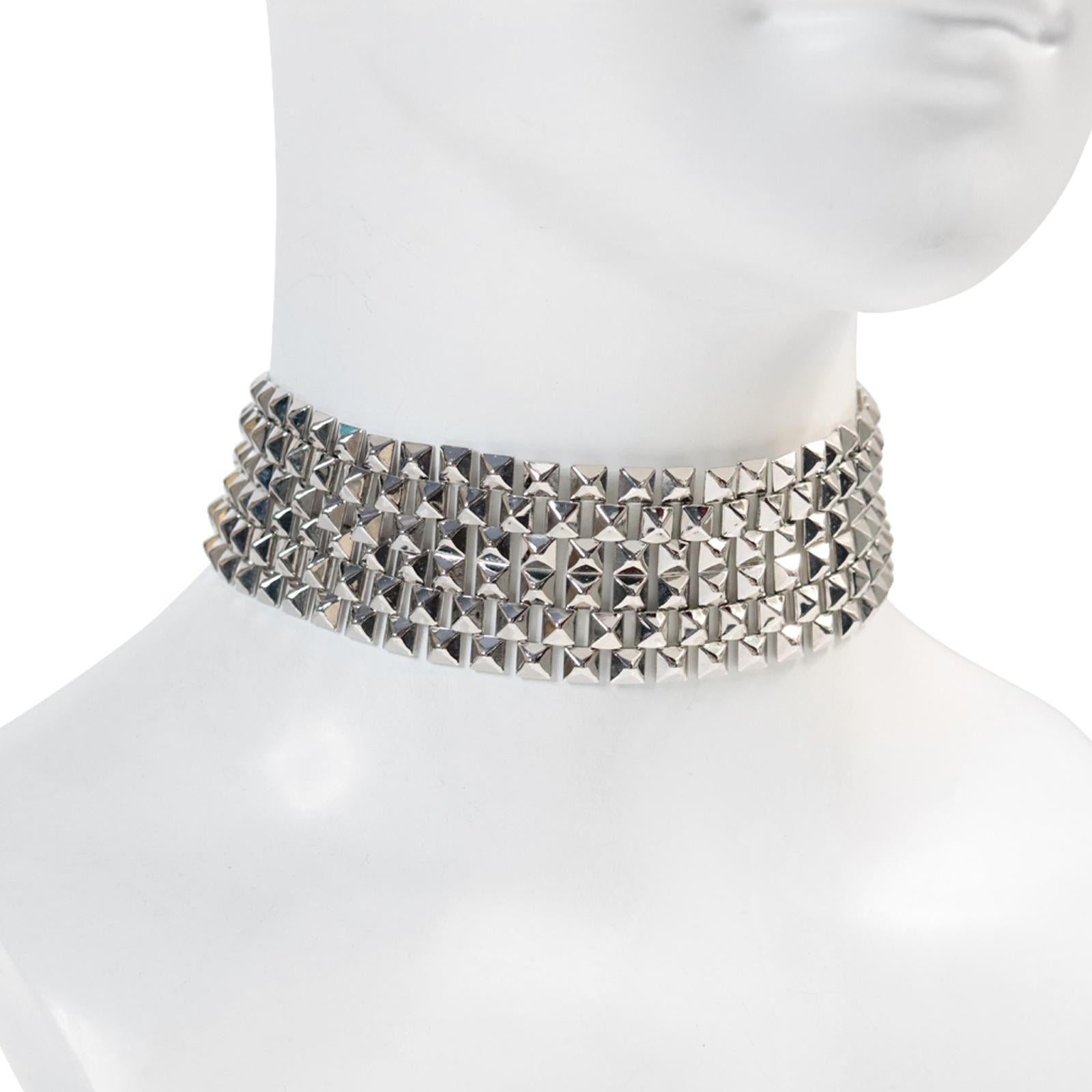 Moderne Vintage Vendome Silver Tone Wide Choker Necklace, circa 1980 en vente