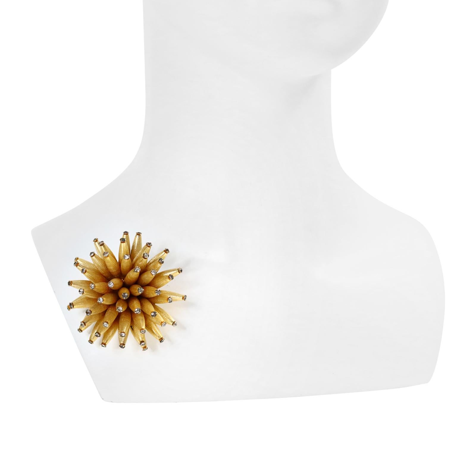 Vintage Vendome Spiky Gold Tone With Diamante Brooch Circa 1970s In Good Condition For Sale In New York, NY