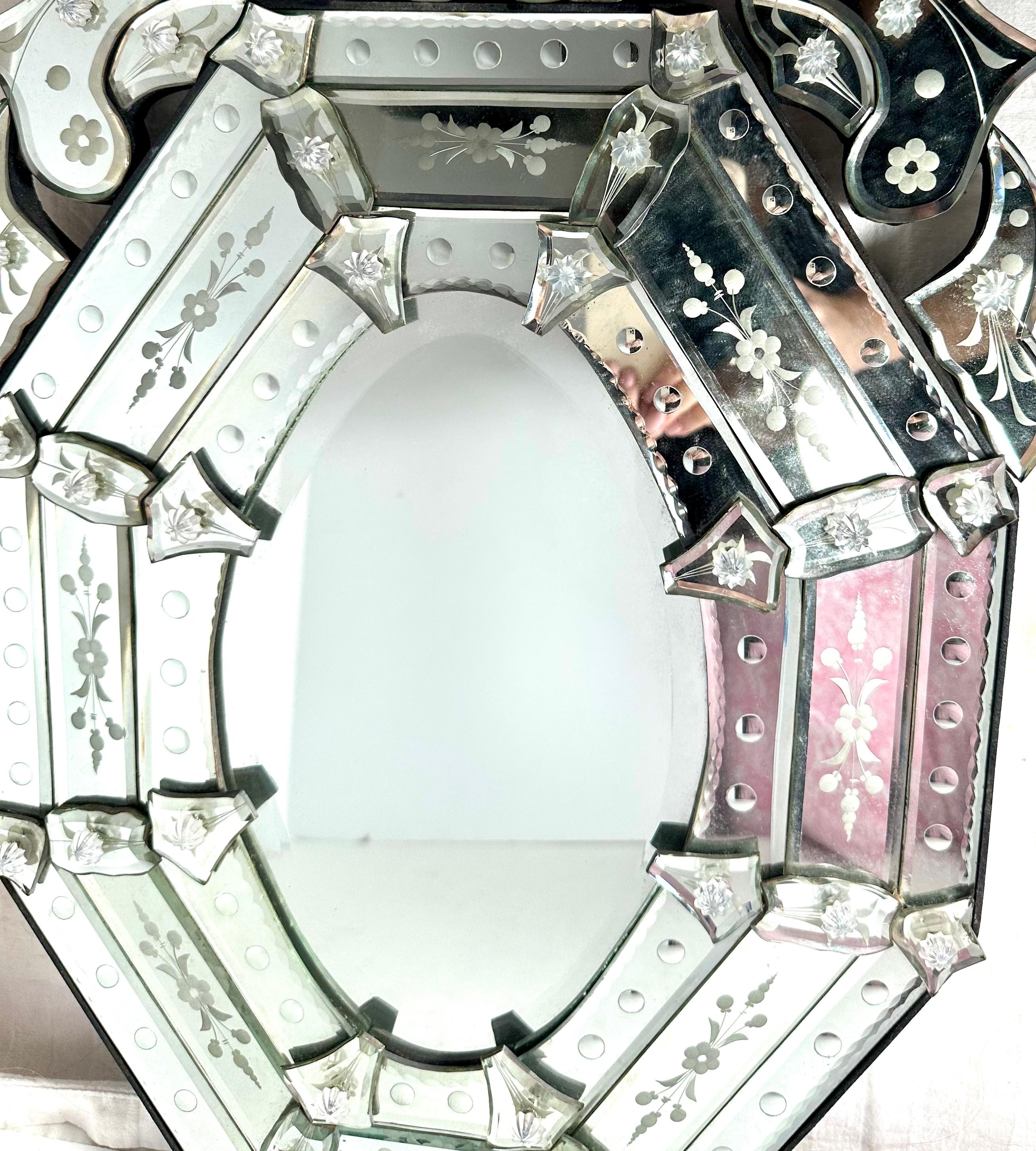 Vintage Venetian Ätzen achteckigen Spiegel. im Angebot 2