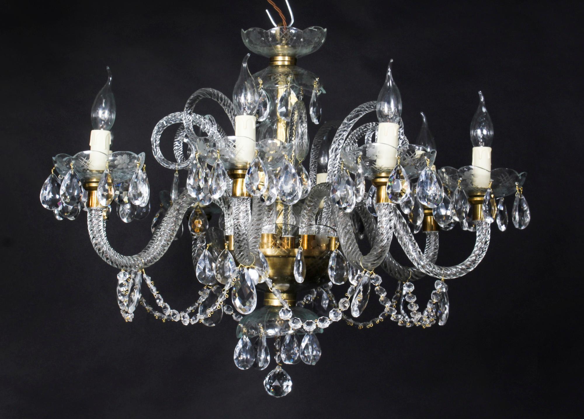 Vintage Venetian Glass 8 Branch Chandelier 20th Century In Good Condition For Sale In London, GB