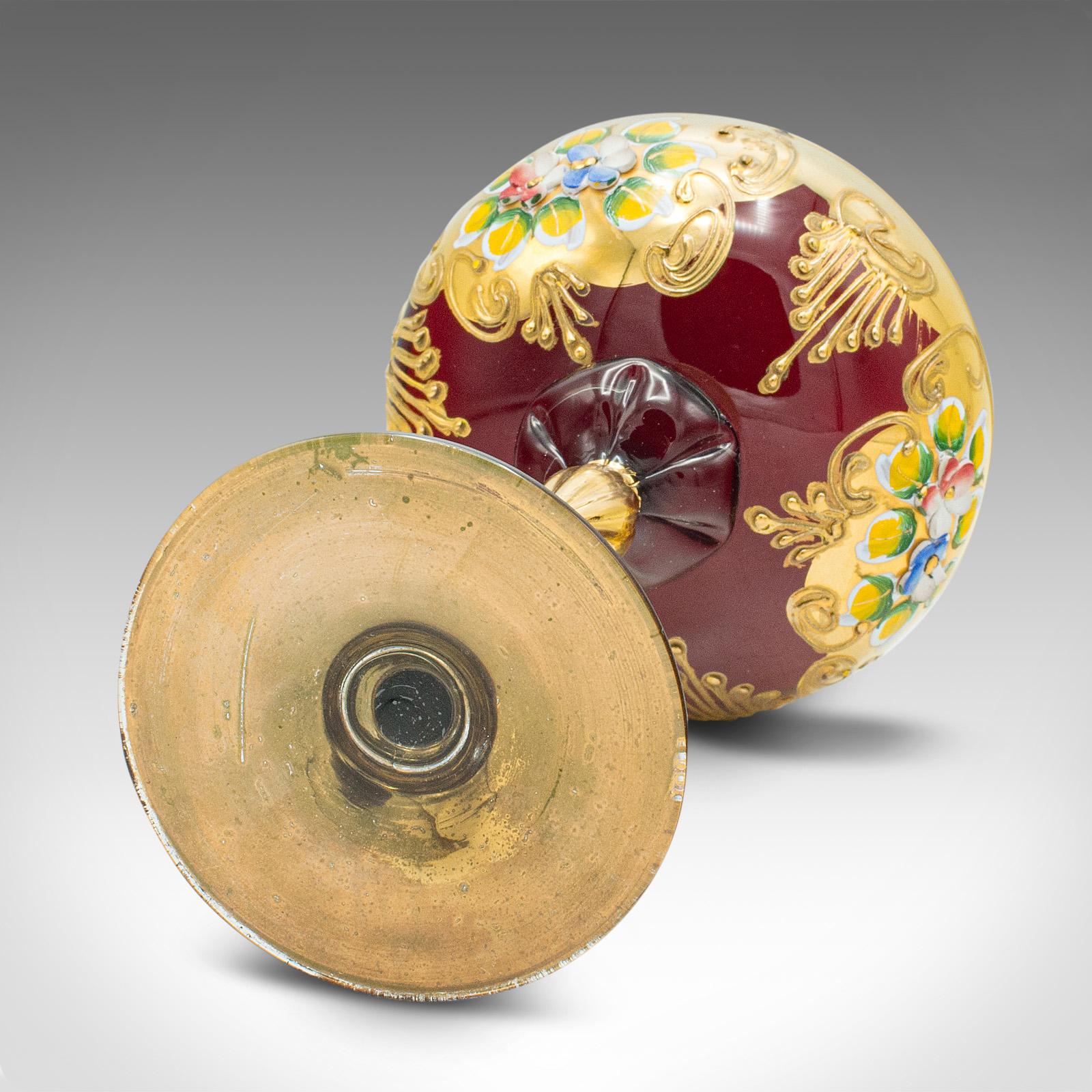 Coppa da libagione veneziana d'epoca, italiana, in vetro artistico, dorata, flute da vino decorativo in vendita 1