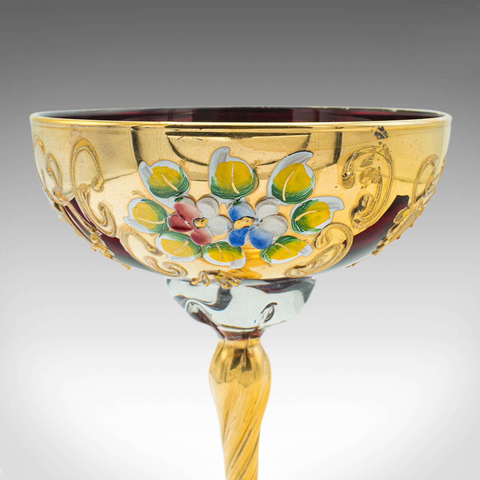 Coppa da libagione veneziana d'epoca, italiana, in vetro artistico, dorata, flute da vino decorativo in vendita 2