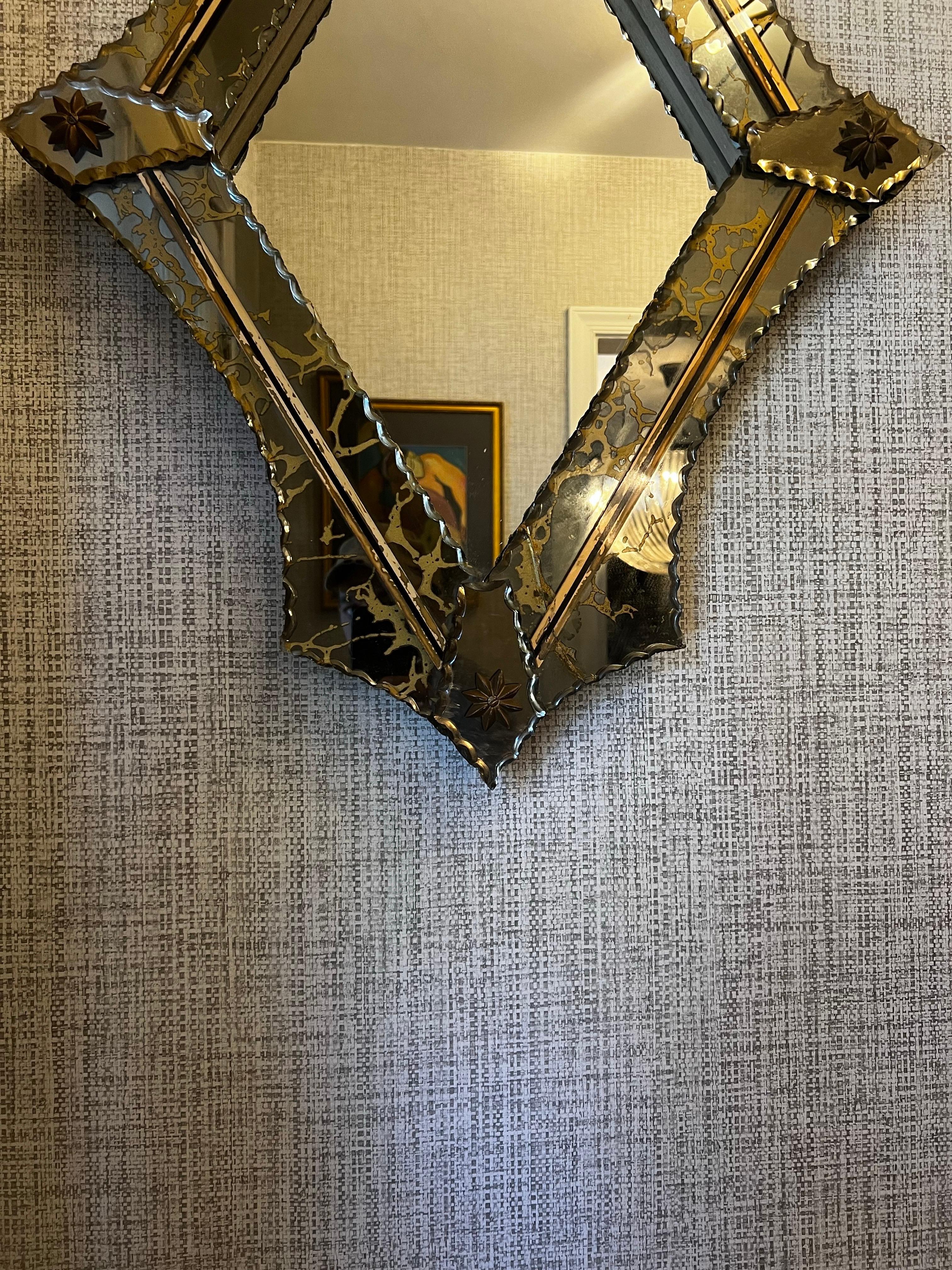 Vieux miroir vénitien de Murano teinté bronze en vente 1