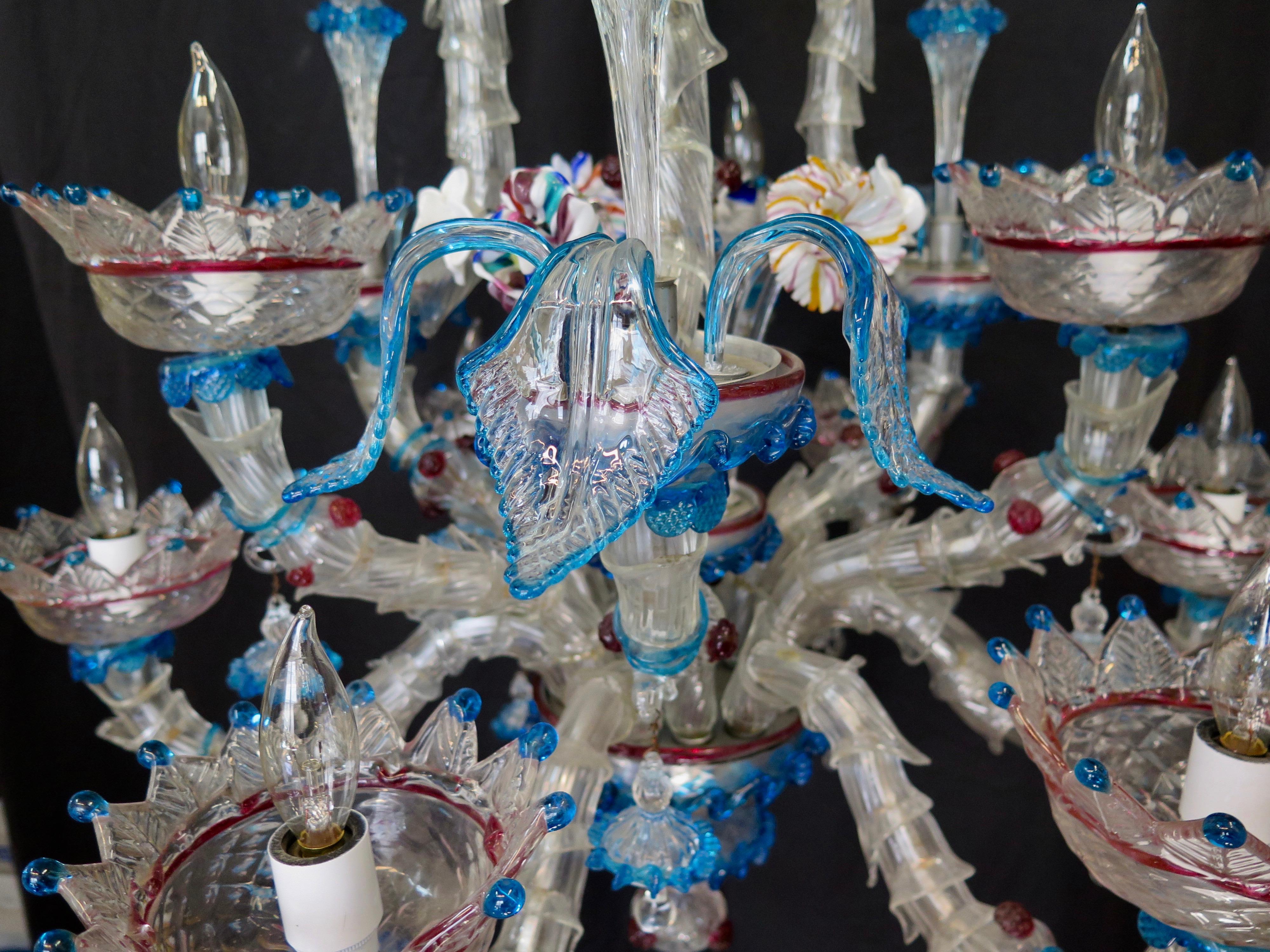 Italian Vintage Venetian or Murano Glass Chandelier, 9-Arm