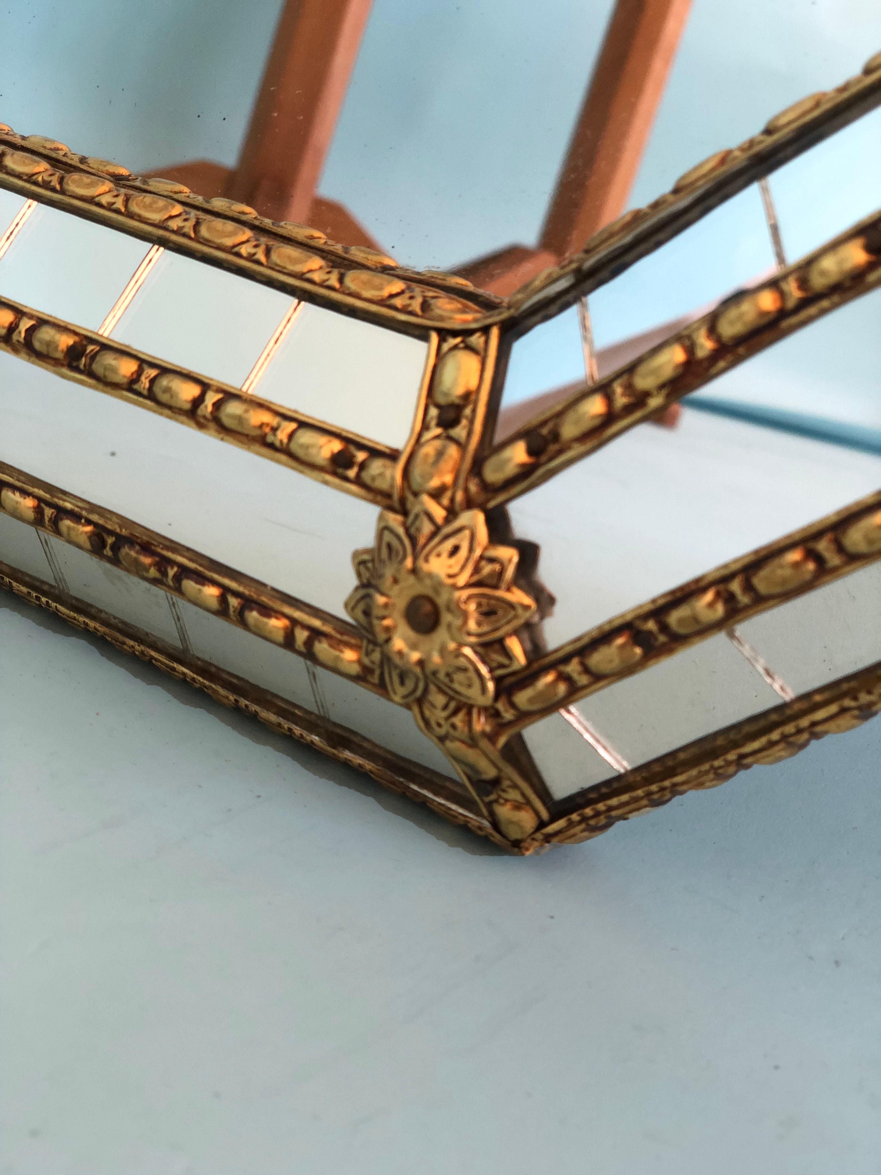 Hand-Crafted Vintage Venetian Octagonal Mirror Hollywood Regency in Gold Spain 1990s