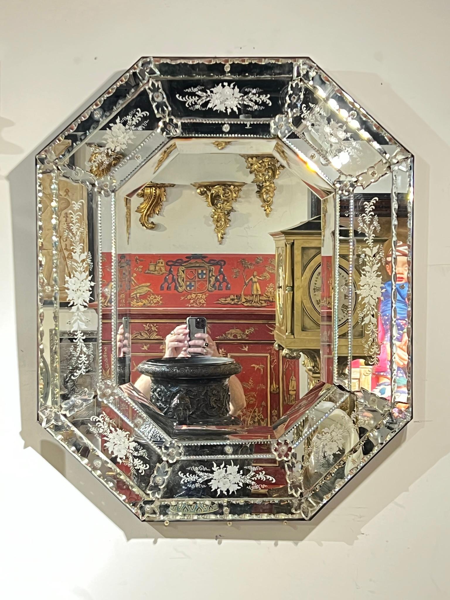 Vintage Venetian Octagonal Shaped Wall Mirror For Sale 7