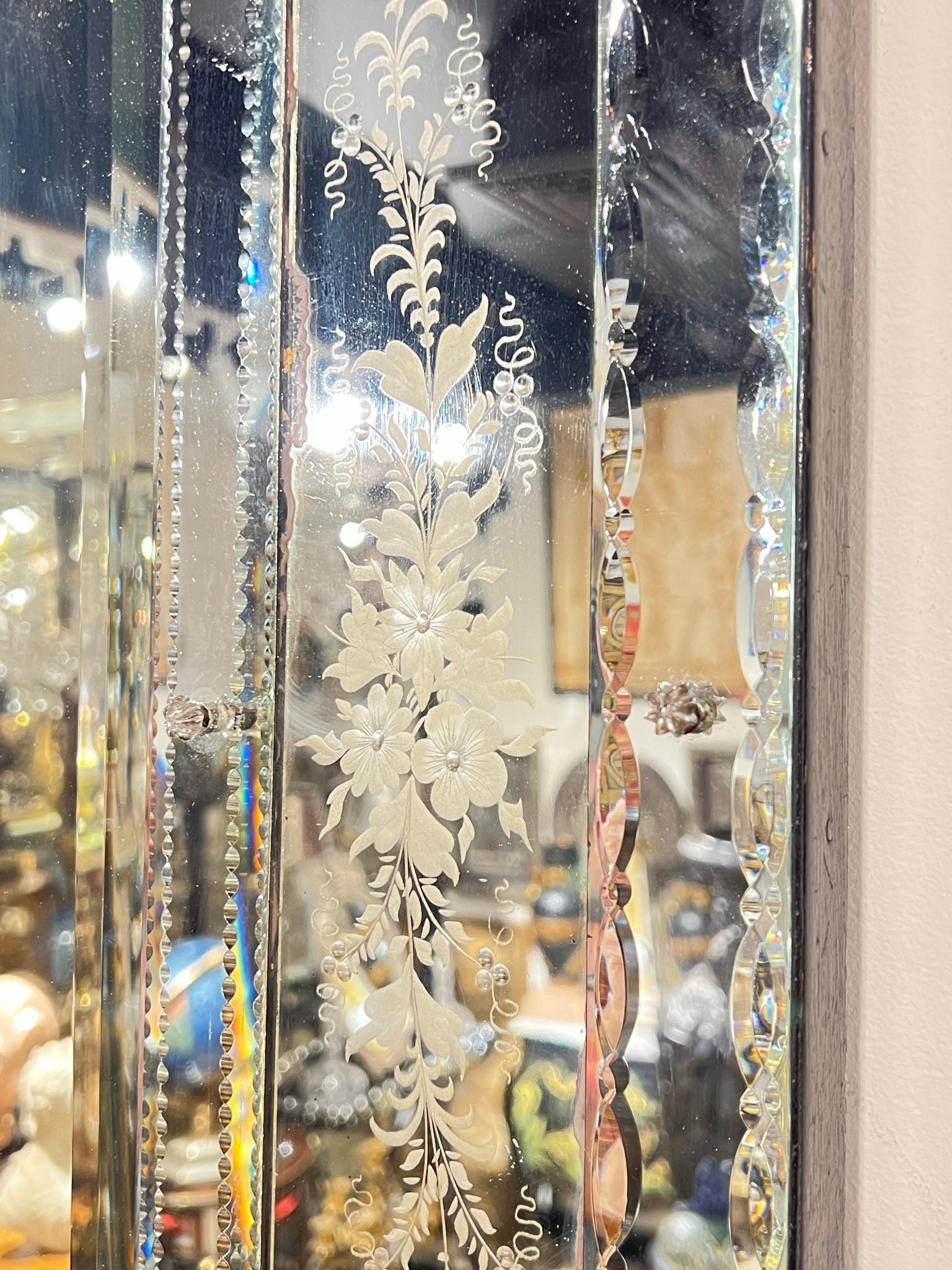 Vintage Venetian Octagonal Shaped Wall Mirror For Sale 2