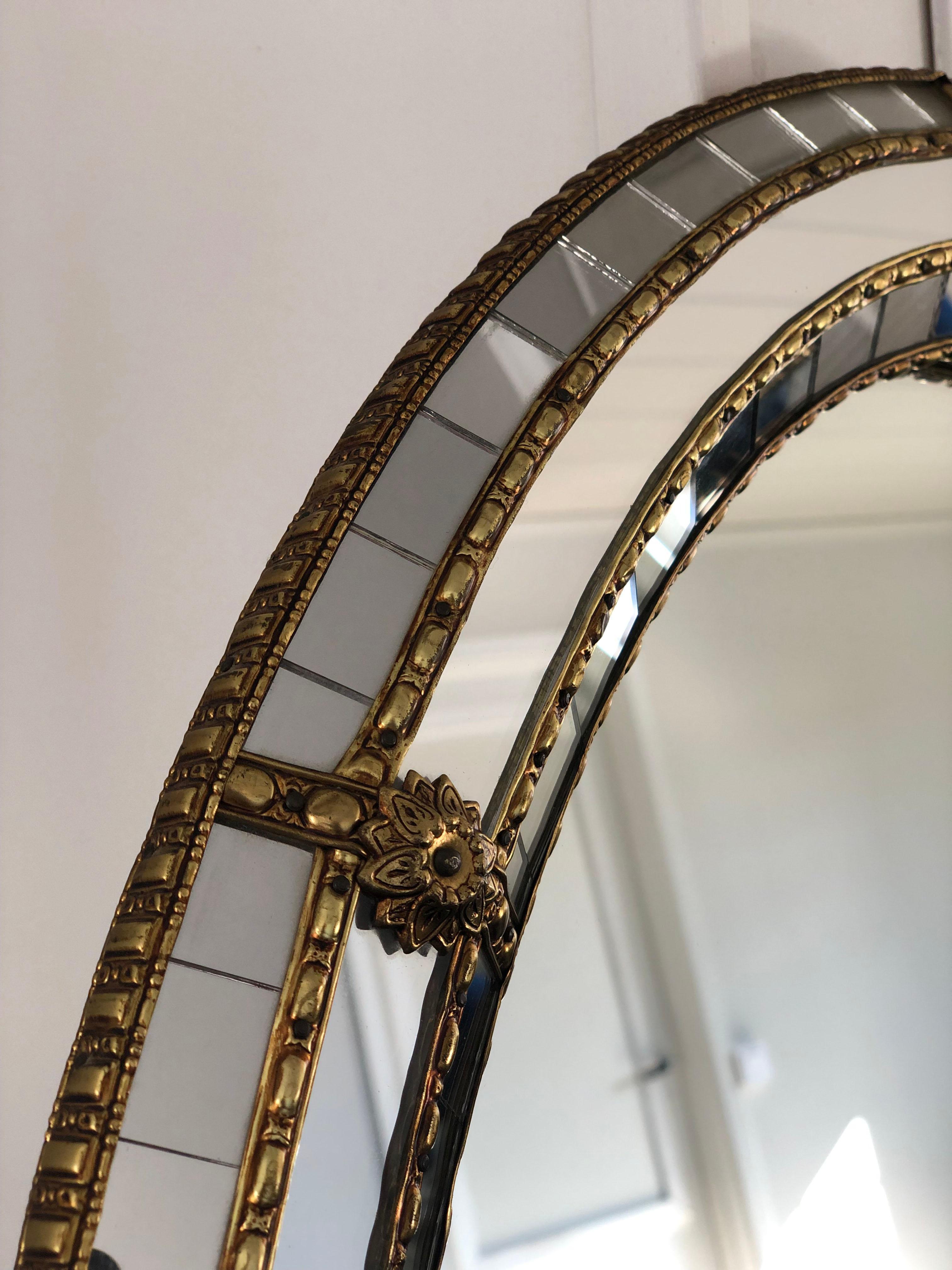 Hand-Crafted Vintage Venetian Oval Mirror Hollywood Regency in Gold Spain 1990s