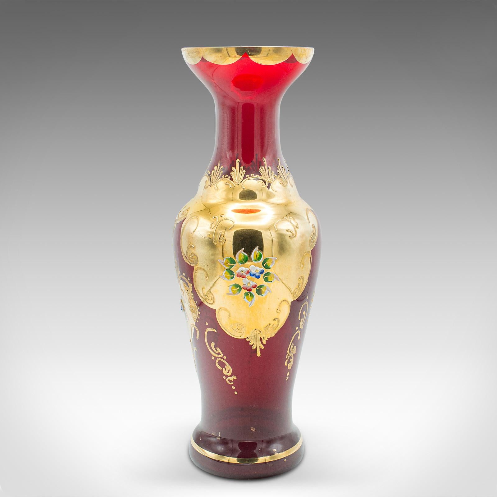 Italiano Vaso veneziano d'epoca, vetro artistico italiano, dorato, ornamento per fiori, 1970 in vendita