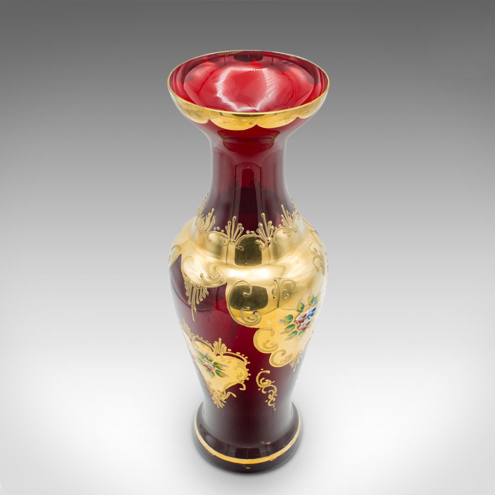 Vintage Venetian Show Vase, Italian Art Glass, Gilt, Decorative Flower Urn, 1970 For Sale 1