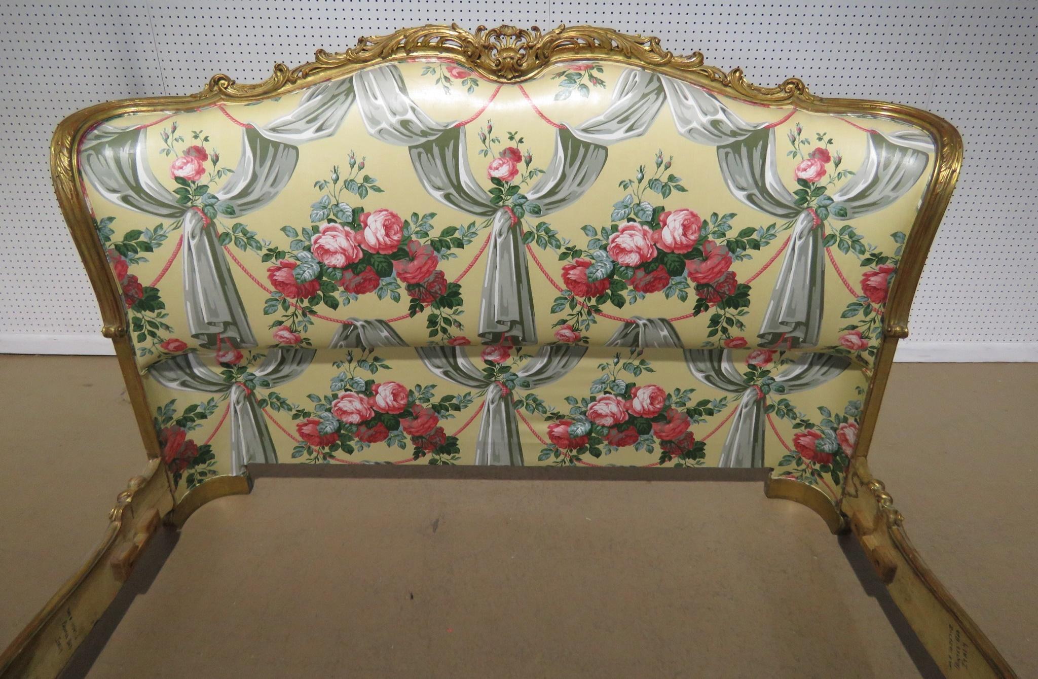 Painted Gilded Italian Antique Rococo Carved Venetian Style Bed