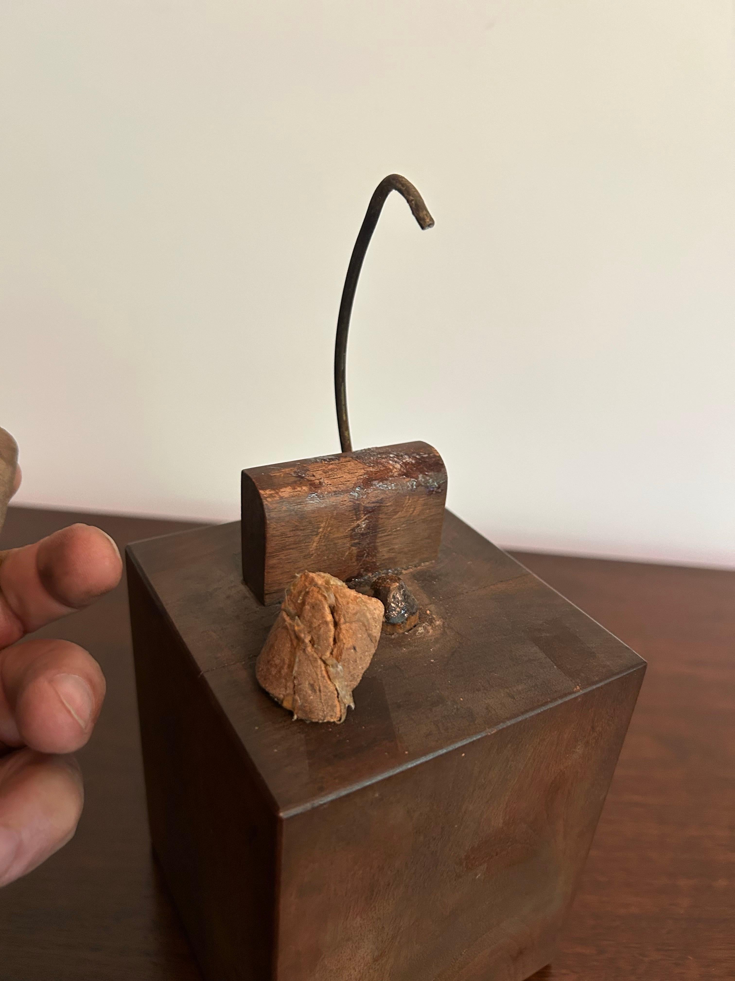 Vintage Veracruz Figur Kopf auf Wood Base Pre-Columbian Kunst (Ton) im Angebot