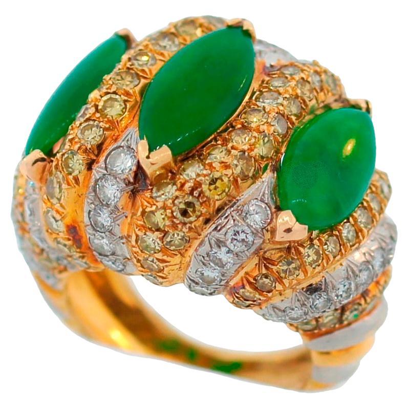 Vintage Verdura 18k Gold Jade Diamond Ring For Sale
