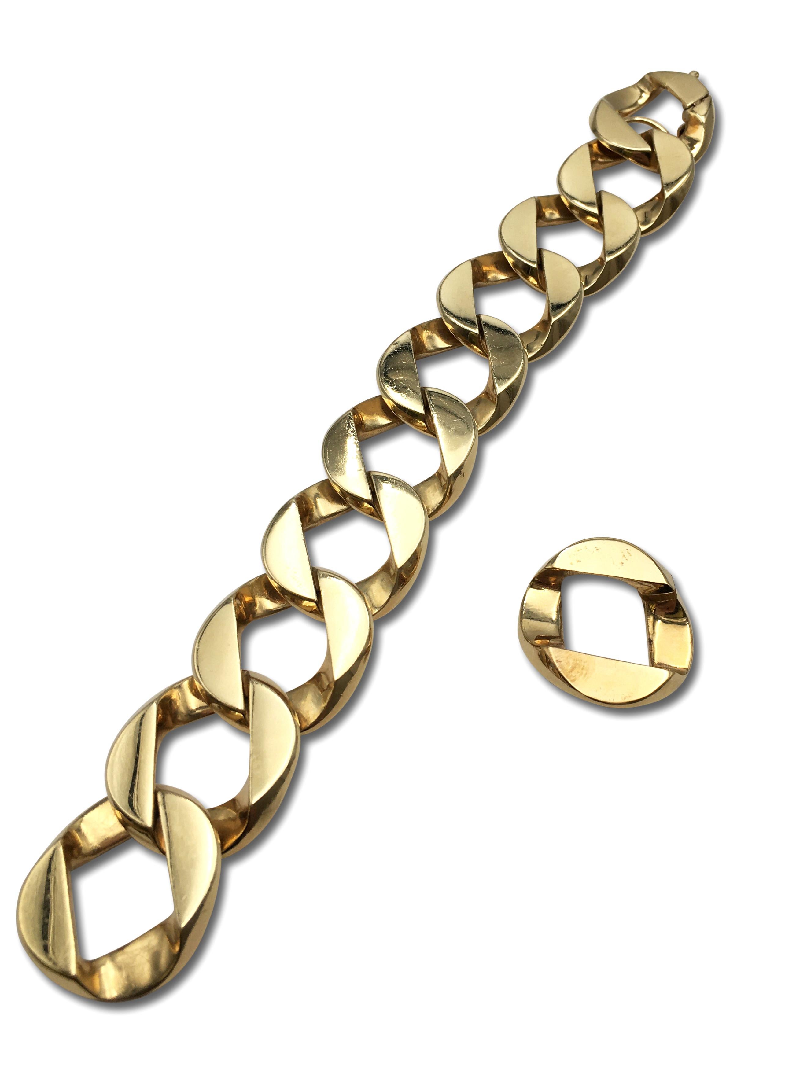 Women's or Men's Vintage Verdura Gold Curb-Link Bracelet