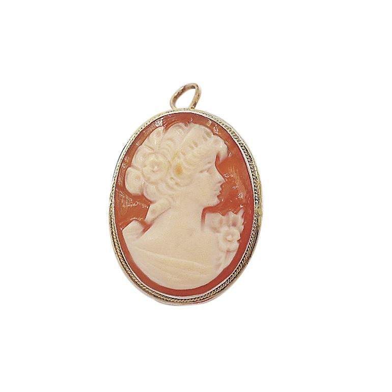Vintage Vermeil Shell Woman's Cameo Brooch or Pendant In Good Condition For Sale In Sherman Oaks, CA