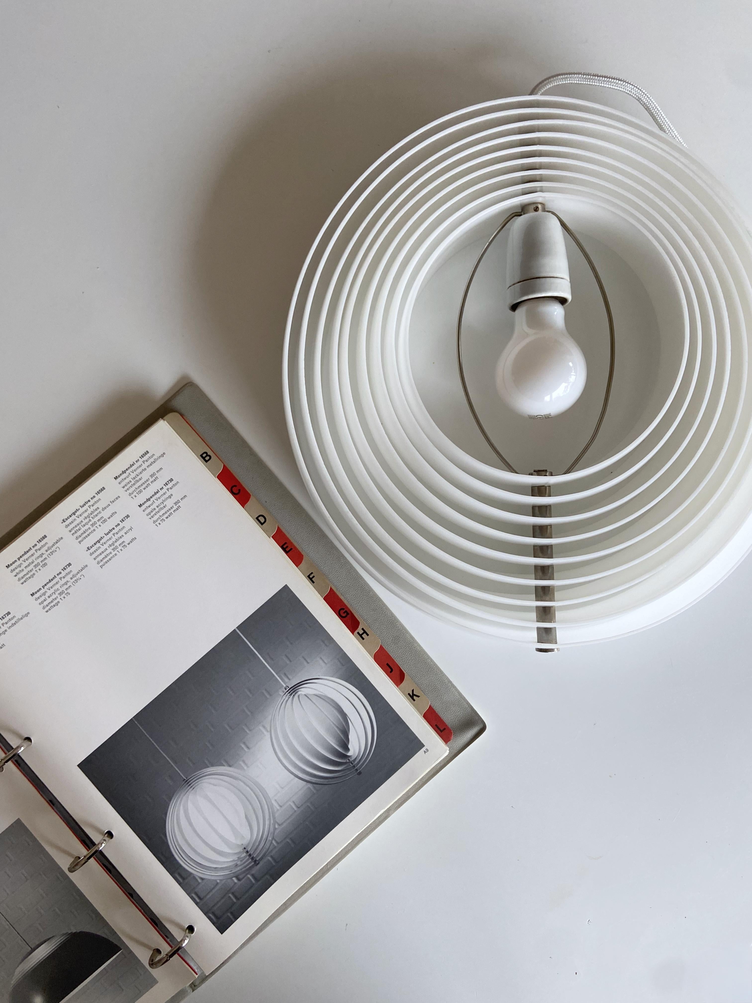 Verner Panton Mondlampe aus Acryl von Louis Poulsen, Dänemark, 1960 (Skandinavische Moderne) im Angebot