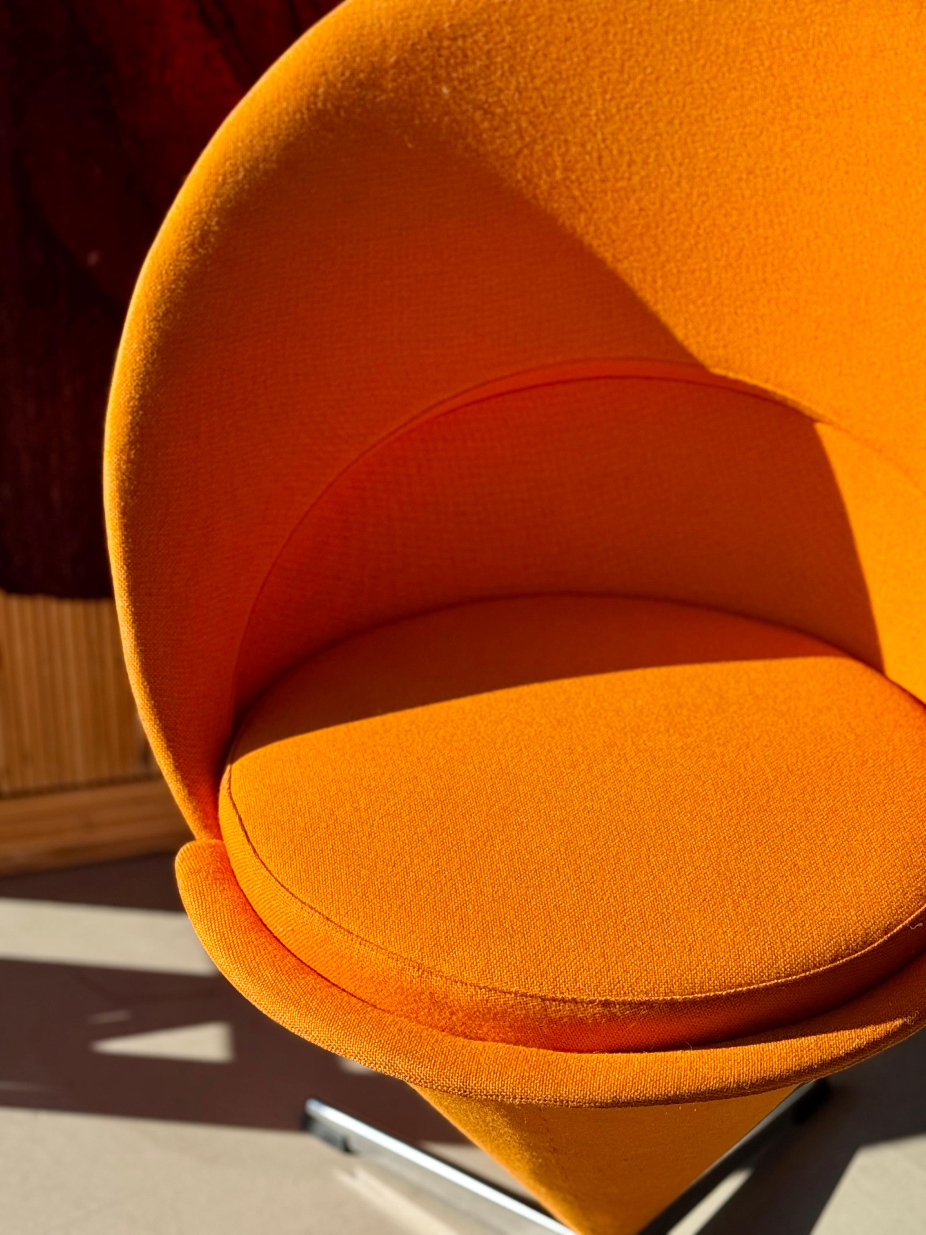 Vintage Verner Panton Cone Chair in Original Orange Upholstery In Good Condition For Sale In Oceanside, US