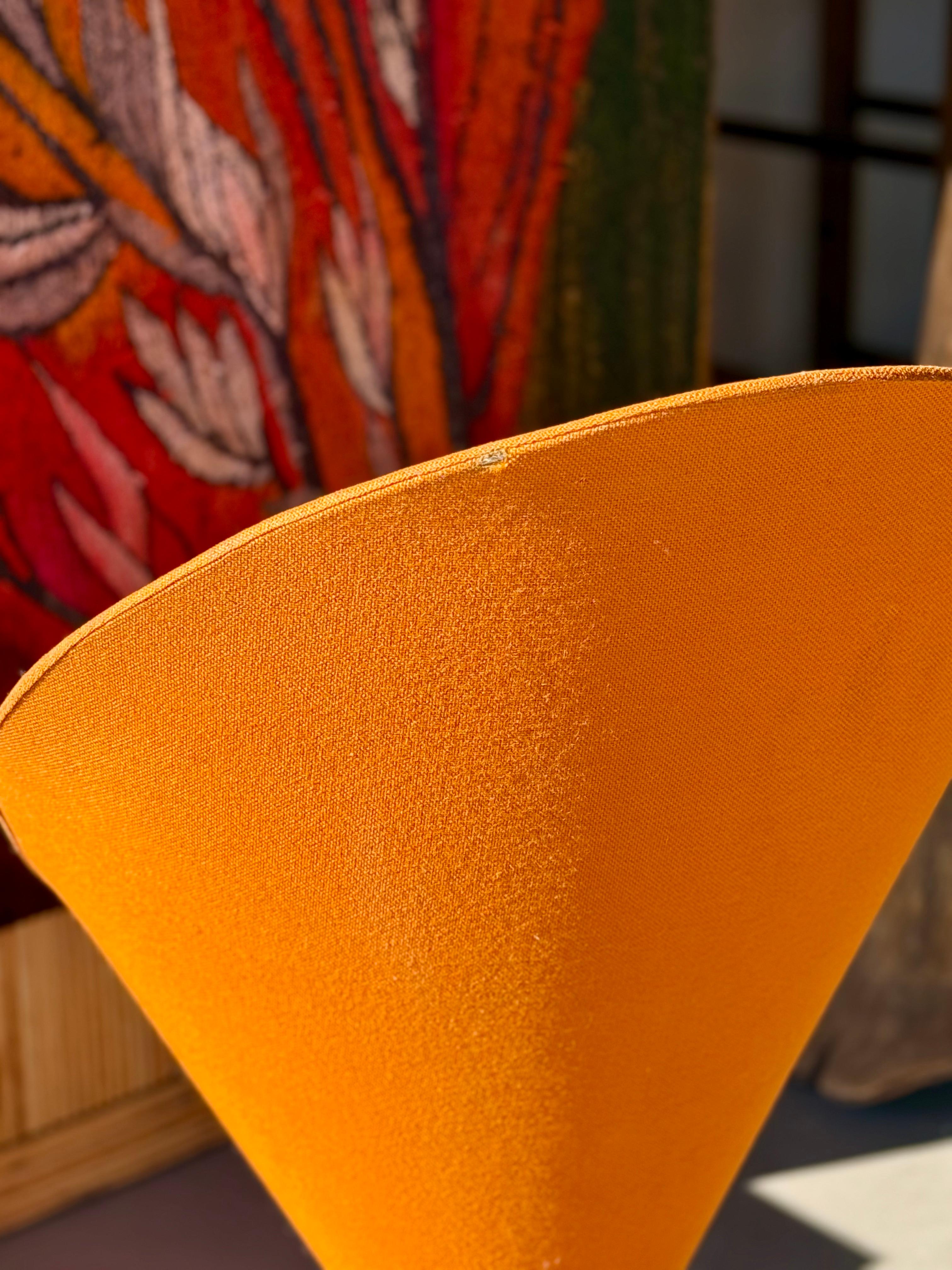 Vintage Verner Panton Cone Chair in Original Orange Upholstery For Sale 1