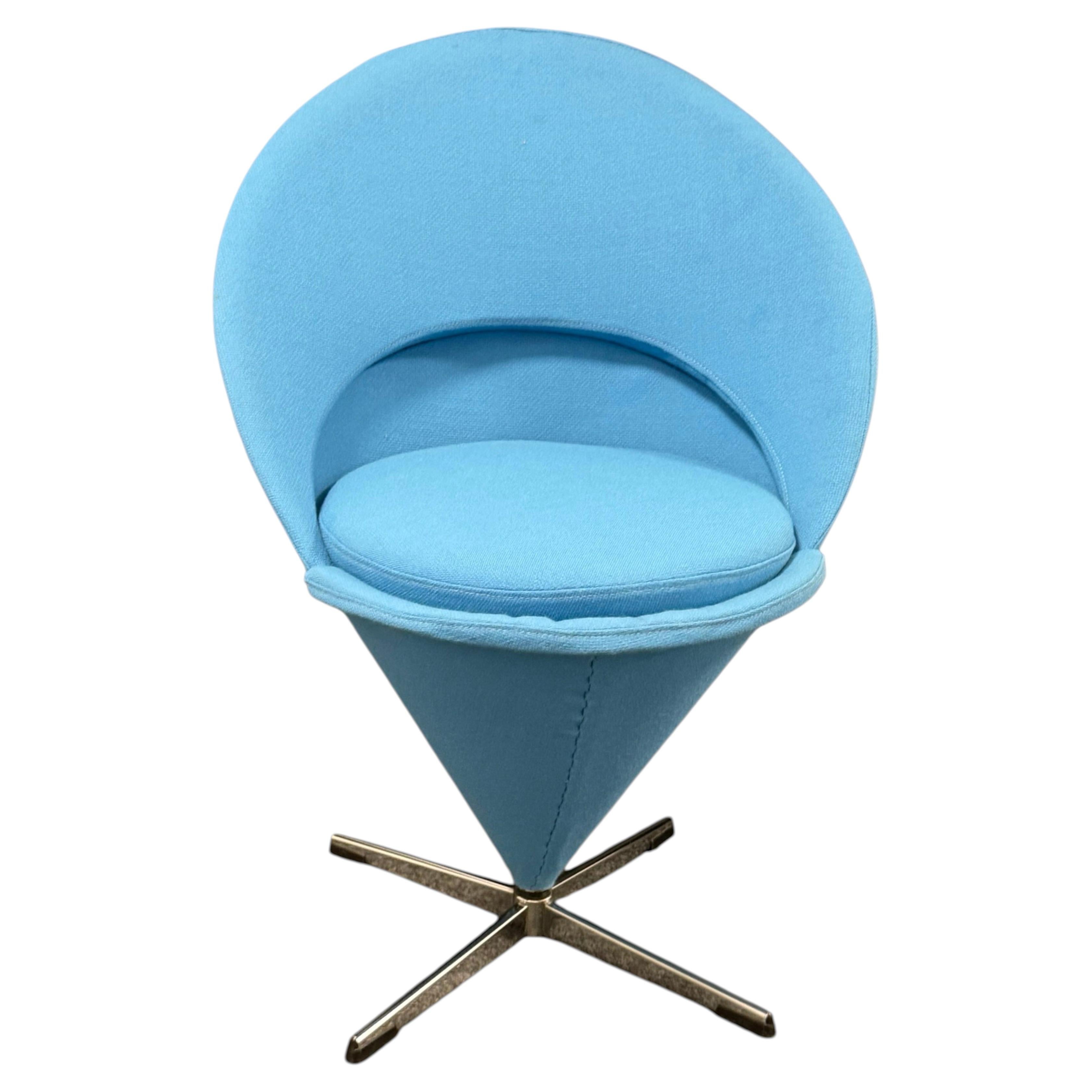How do I identify a Panton chair?