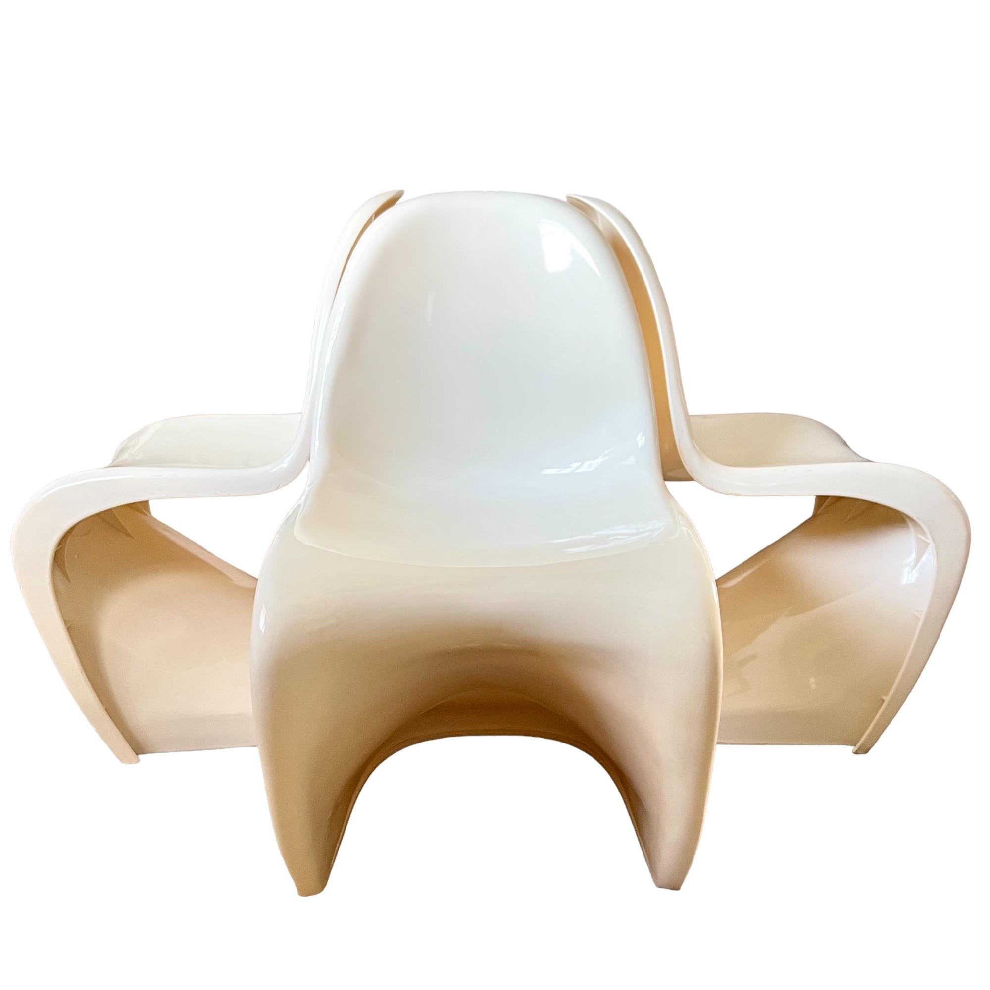 Molded Vintage Verner Panton Style Cream S Chairs, Set of 4