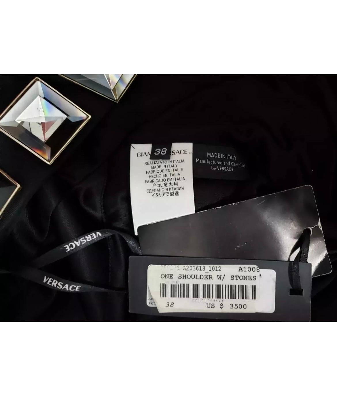Vintage Versace - Vestito monospalla nero impreziosito da cristalli 38 - 2 in vendita 4