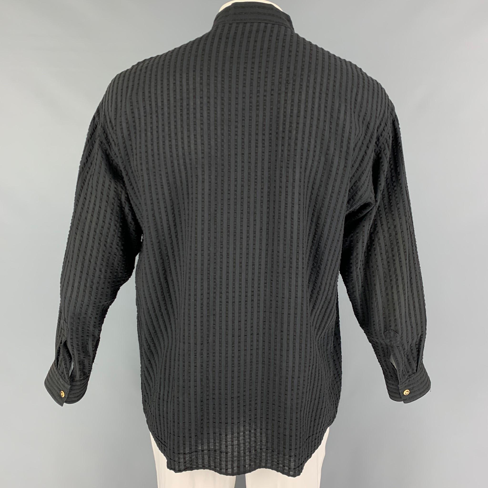 Vintage VERSACE CLASSIC Size M Black Ribbed Not Listed Nehru Collar Shirt In Good Condition In San Francisco, CA