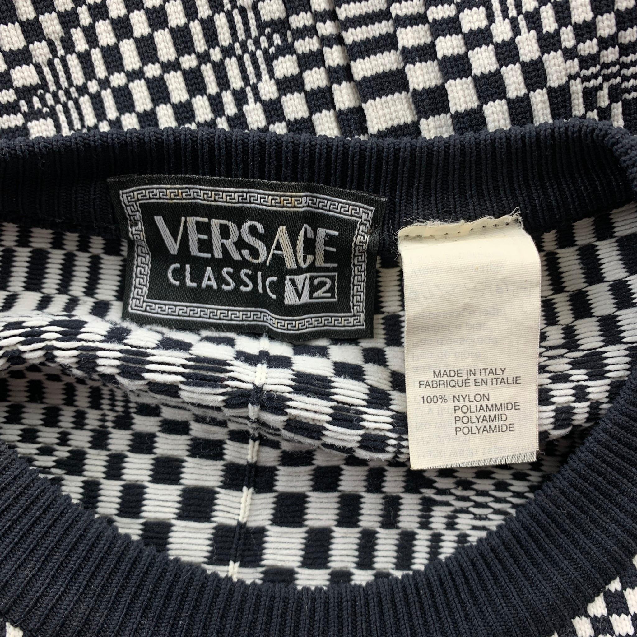 Men's Vintage VERSACE CLASSIC Size XL Black & White Geometric Nylon Crew-Neck Pullover