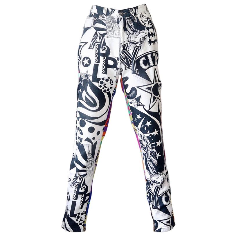 Vintage VERSACE JEANS COUTURE Manhattan New York City Graffiti Prints Pants