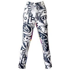 Vintage VERSACE JEANS COUTURE Manhattan New York City Graffiti Prints Pants  at 1stDibs | versace city, versace manhattan, couture jeans