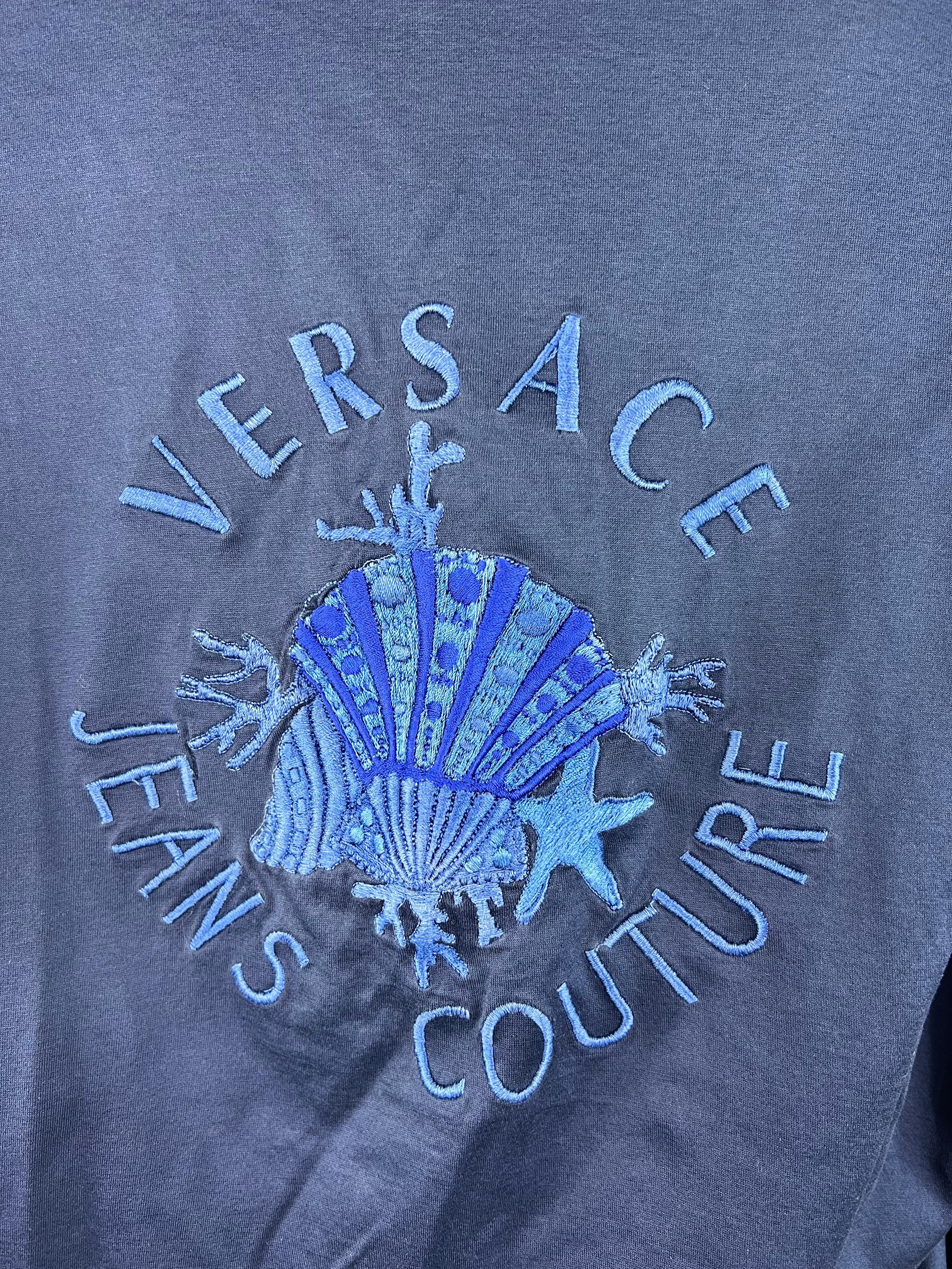 Vintage Versace Jeans Couture Navy Top, Size Large  In Good Condition For Sale In Beverly Hills, CA