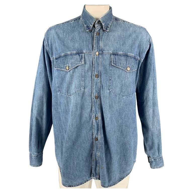 Op de kop van binnen juni Vintage VERSACE JEANS COUTURE Size XL Blue Wash Denim Patch Pockets Shirt  For Sale at 1stDibs