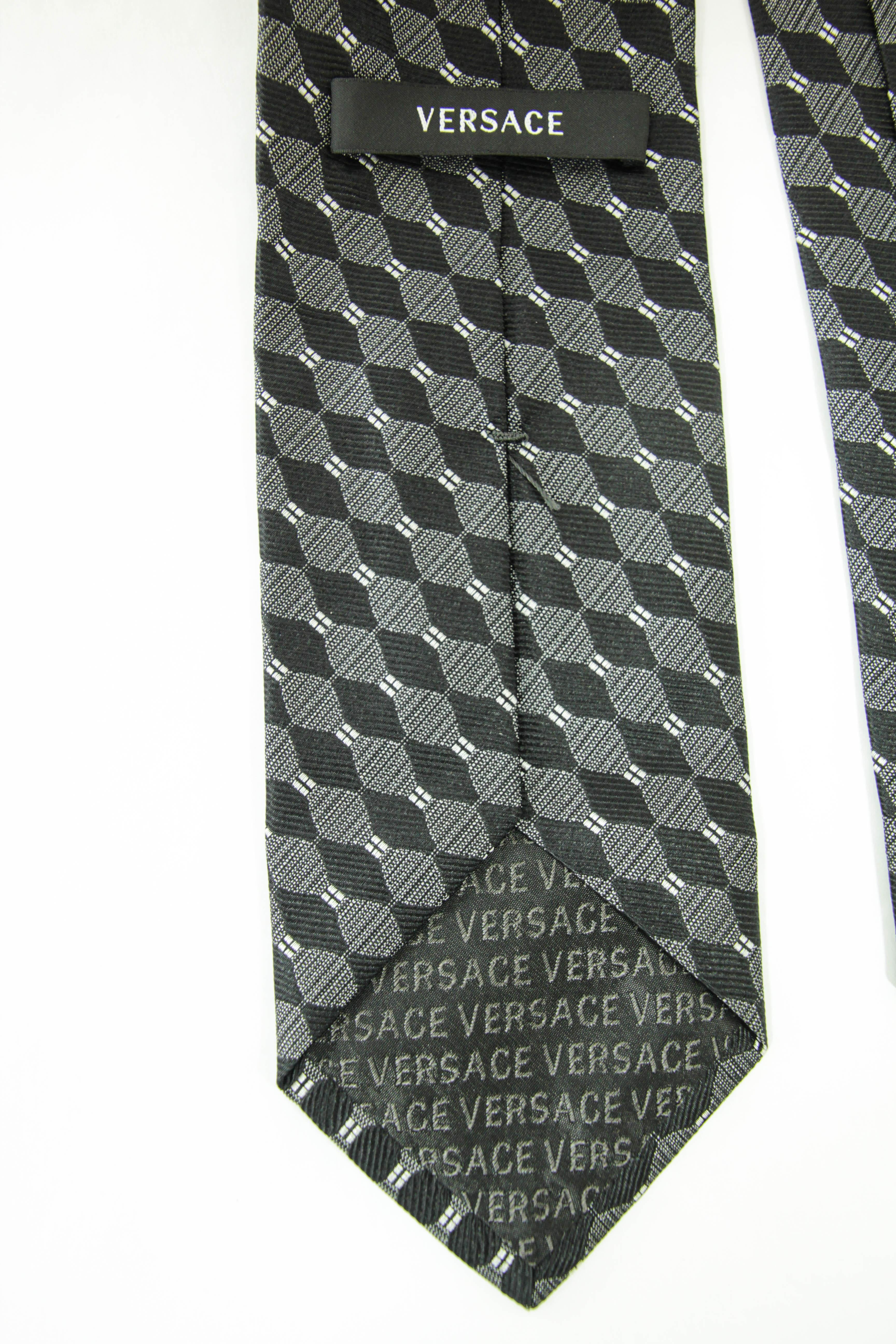 Vintage VERSACE Medusa Silk Neck Tie in Black and Silver Colors Italy 1990 For Sale 1
