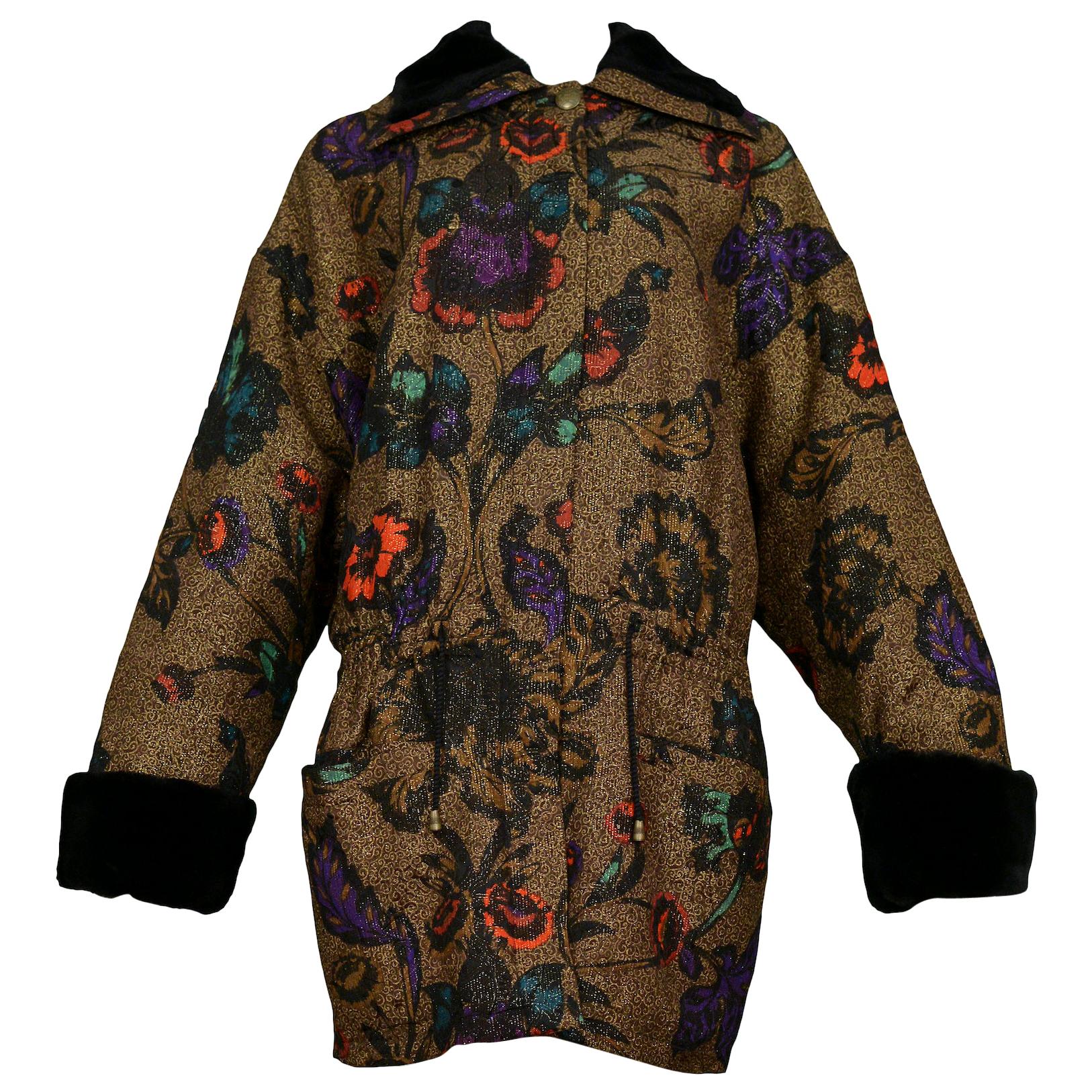 Versace - Manteau vintage à fleurs métalliques en vente