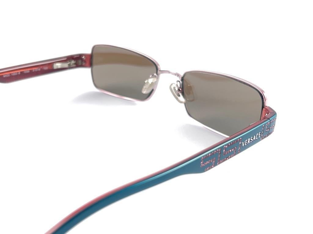 Vintage Versace Mod 1093 Turquoise Frame Sunglasses 2000'S Made In Italy For Sale 5