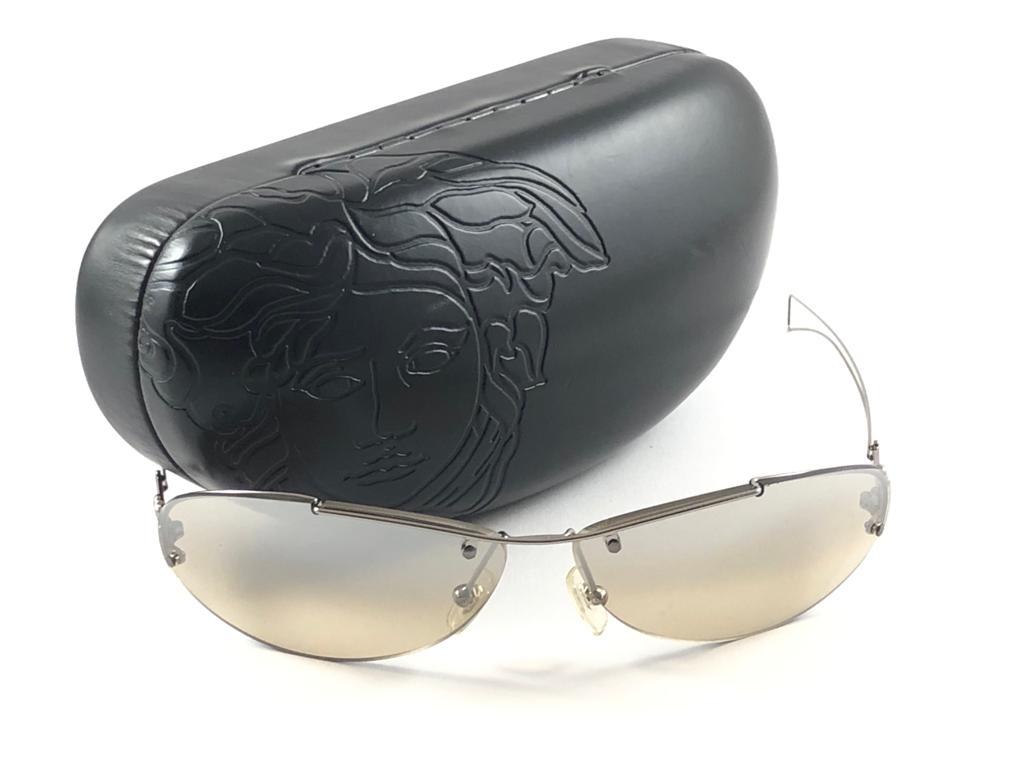 Vintage Versace Mod 2006 Half Frame Grey Frame Sunglasses 1990's Made in Italy For Sale 8