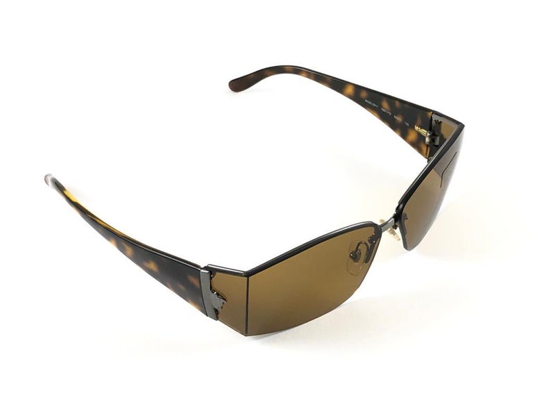 Vintage Versace Mod 2011 Half Frame Tortoise Sunglasses 90 s Made
