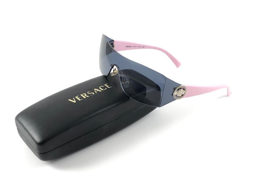 Vintage Versace Mod 2033 Rimless Pink Sunglasses 90's Made in Italy Y2K For Sale 5