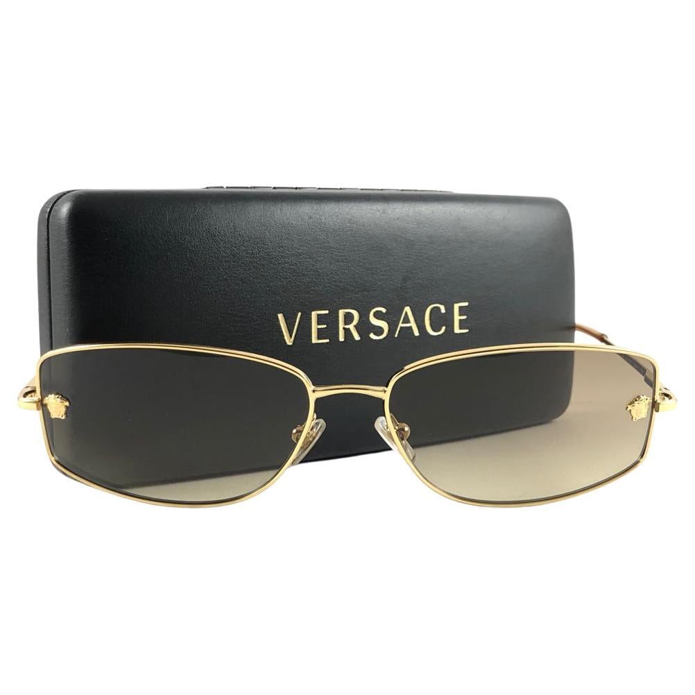 Vintage Versace Mod N33 Rectangular Gold Frame Sunglasses 90's Made in Italy Y2K For Sale