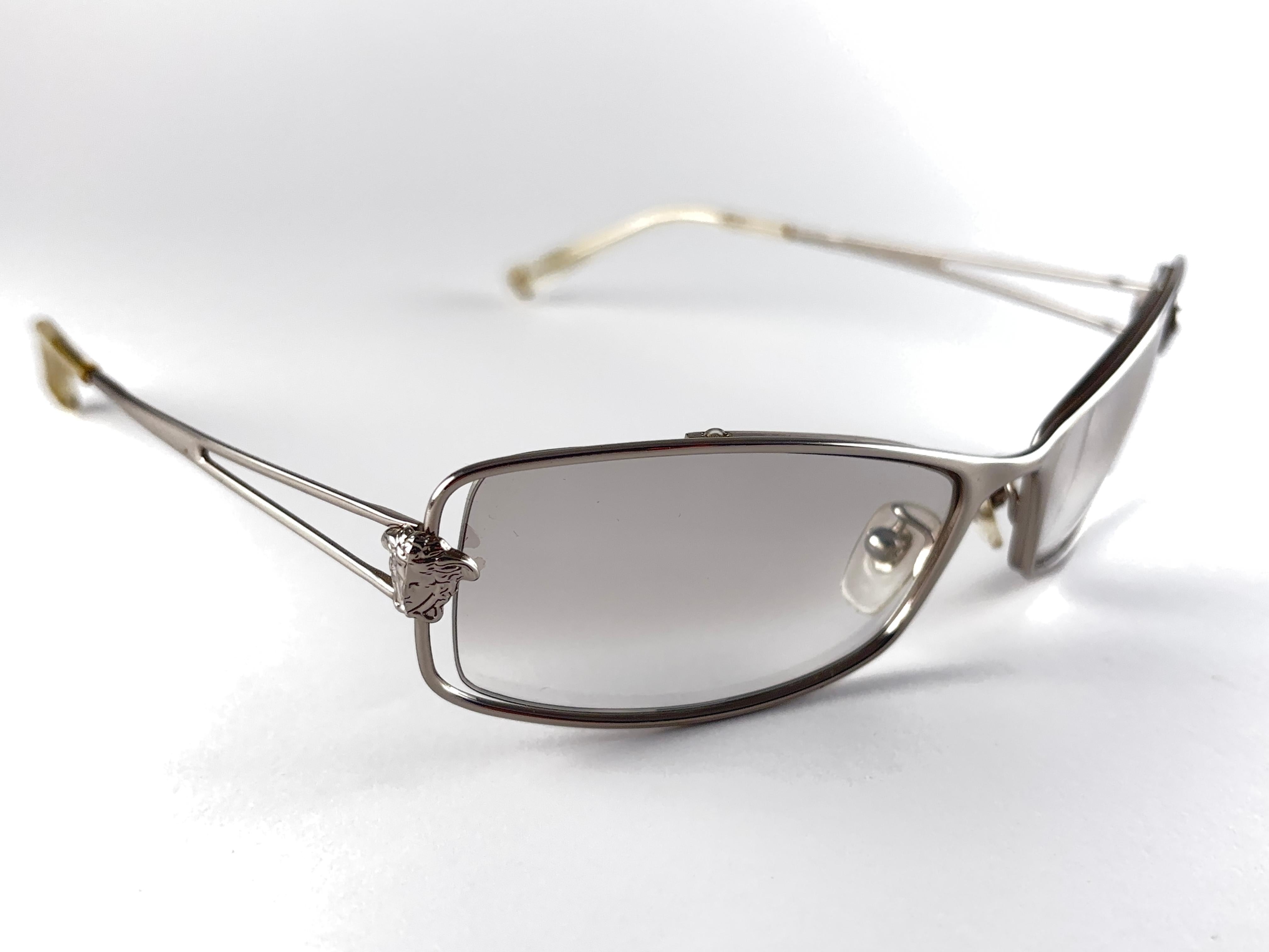 Women's Vintage Versace Mod N55 Sleek Silver  Frame Sunglasses 1990's Made in Italy For Sale