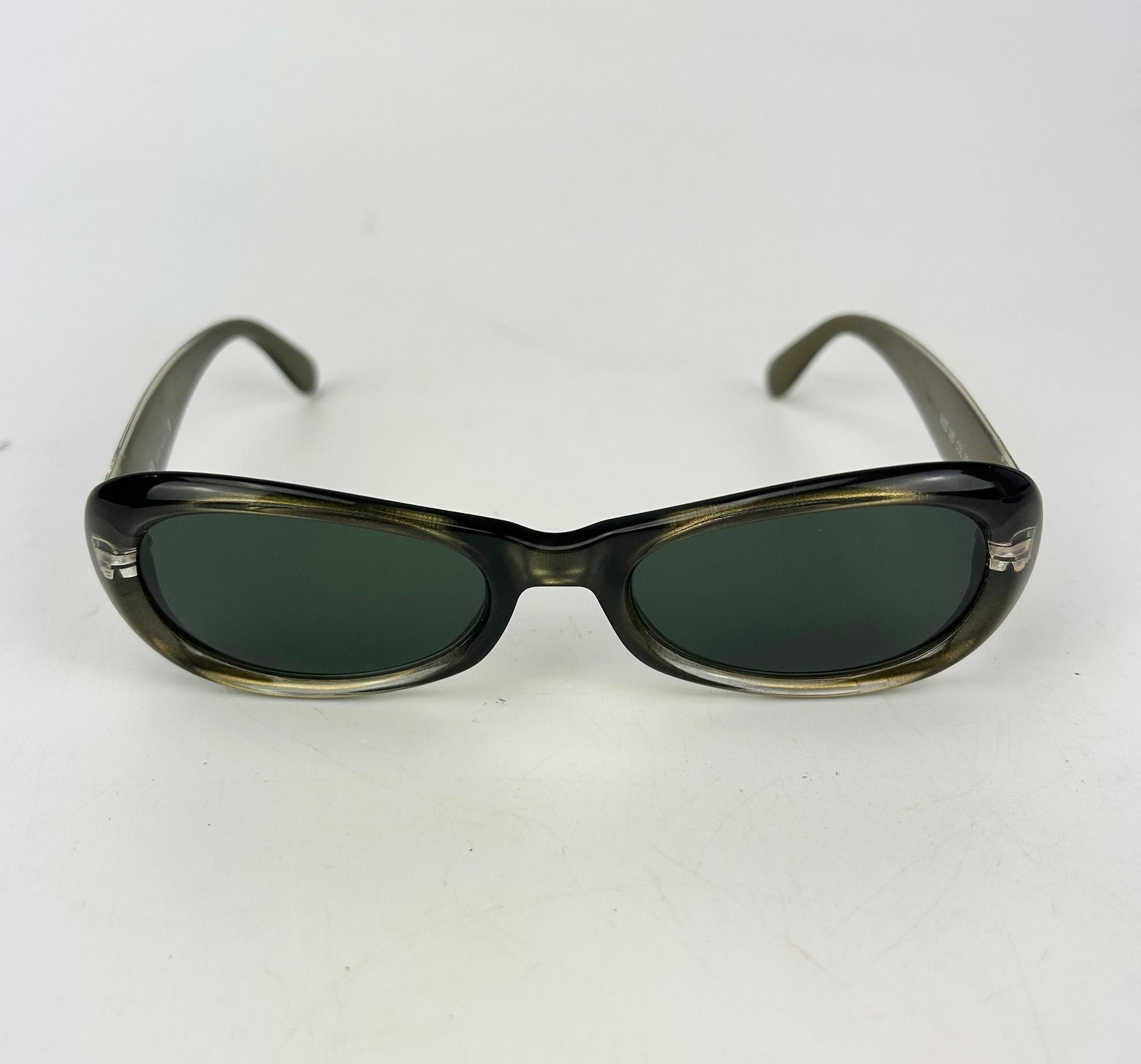 Vintage Versace Olive Green Oval Frame Sunglasses c1990s In Good Condition For Sale In Philadelphia, PA