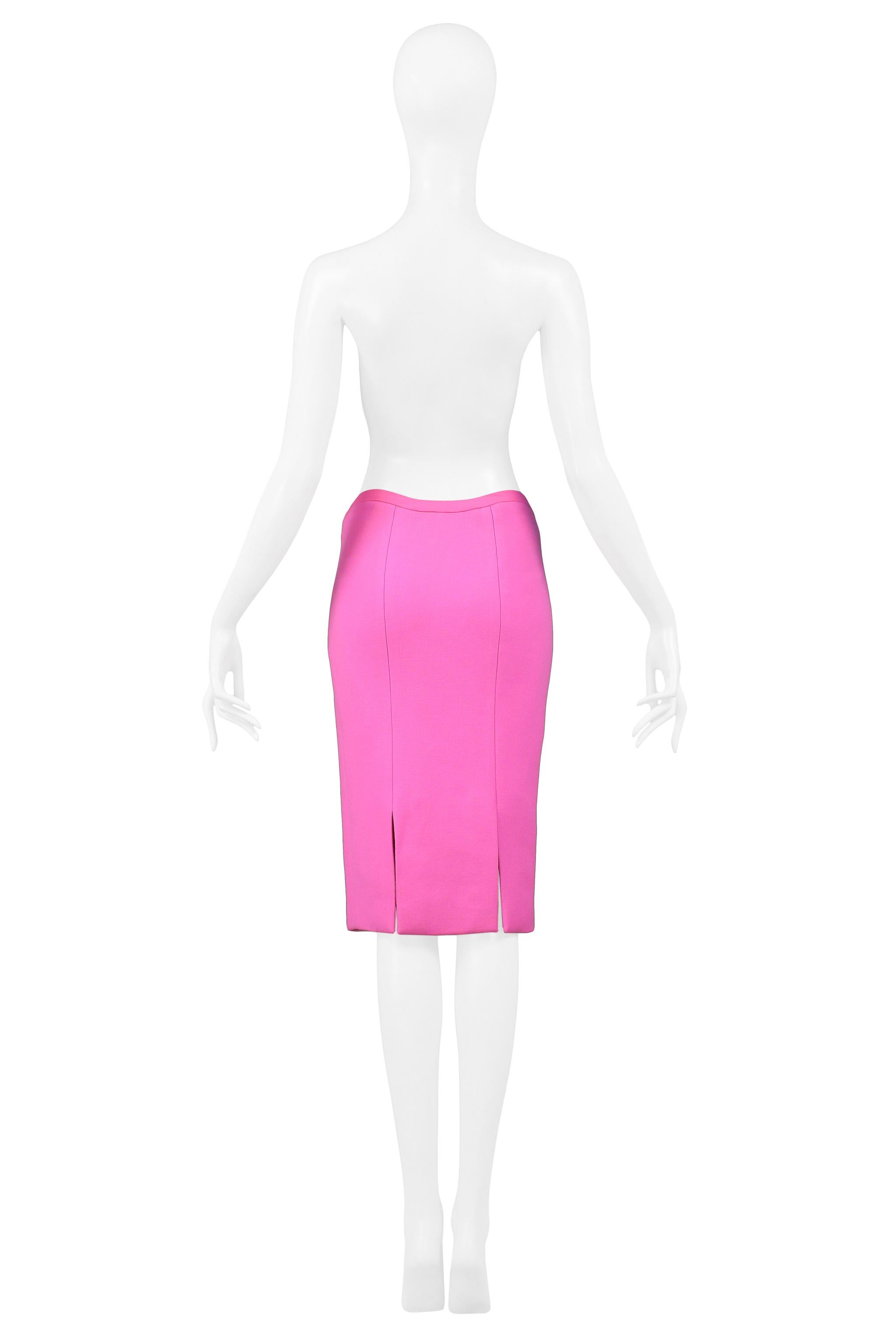 pink tube skirt